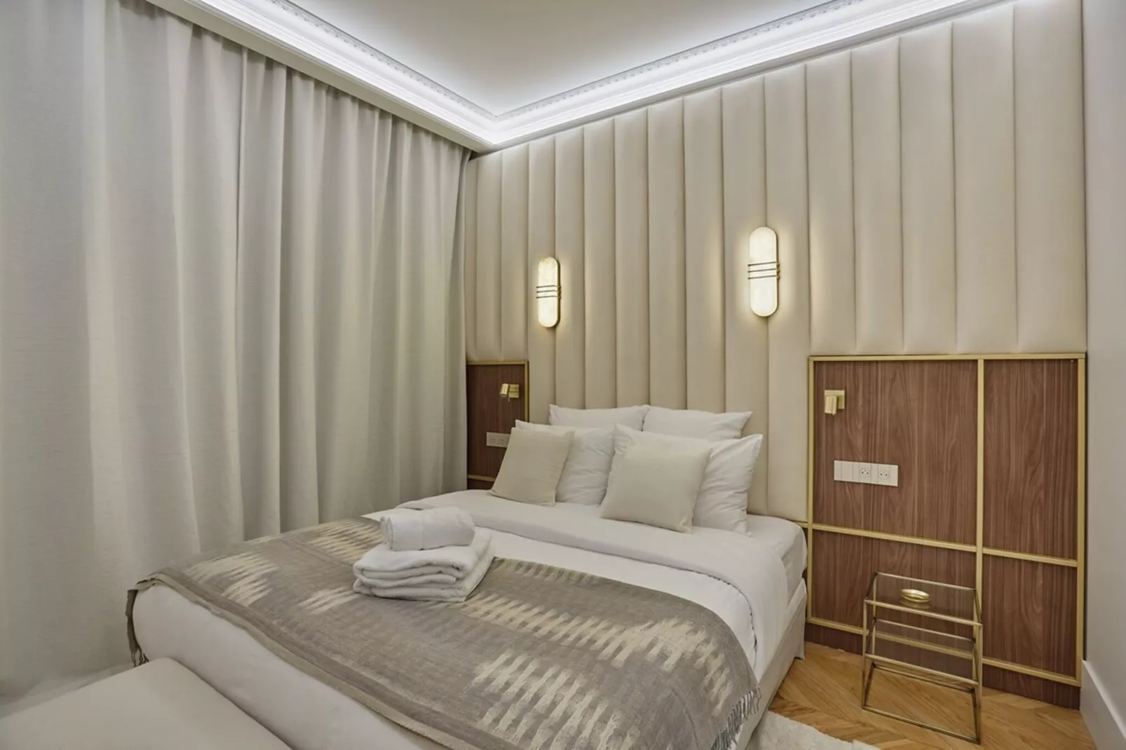 BOETIE 2 NEW-Non tagué