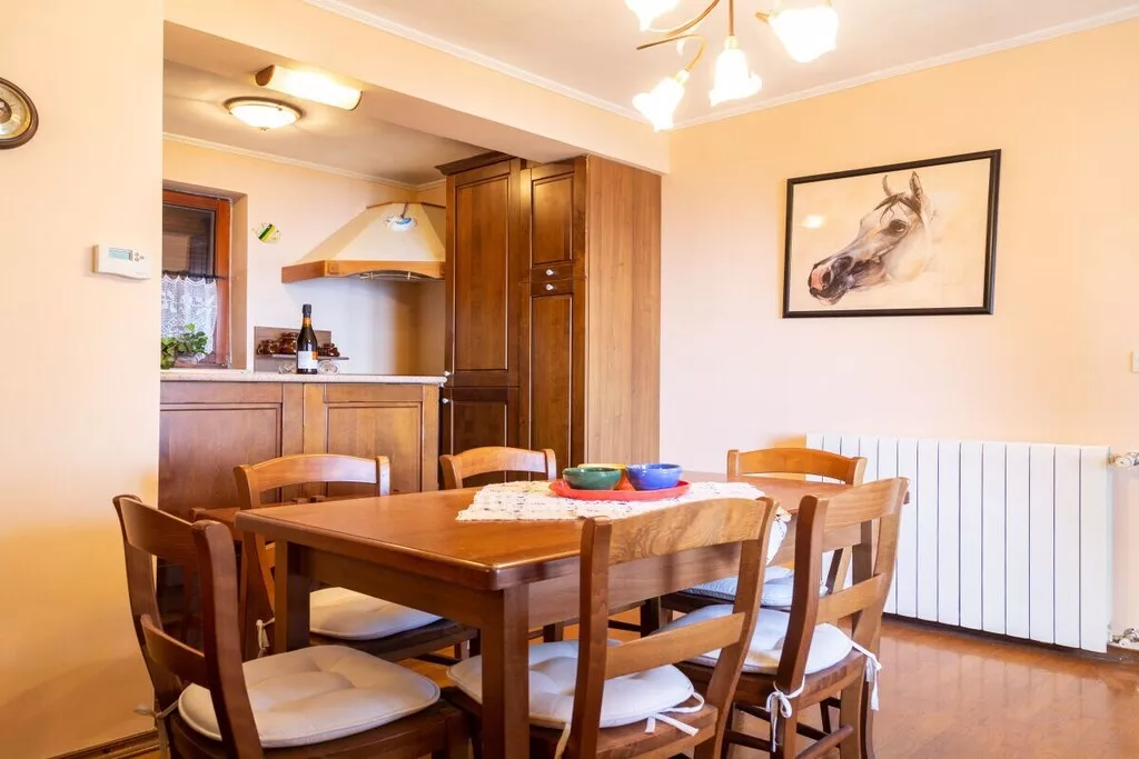 458038-Nicht zugeordnet