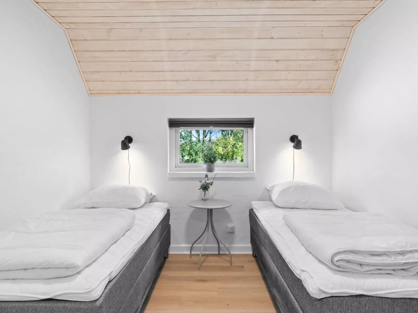 "Erle" - 830m from the sea-Inside