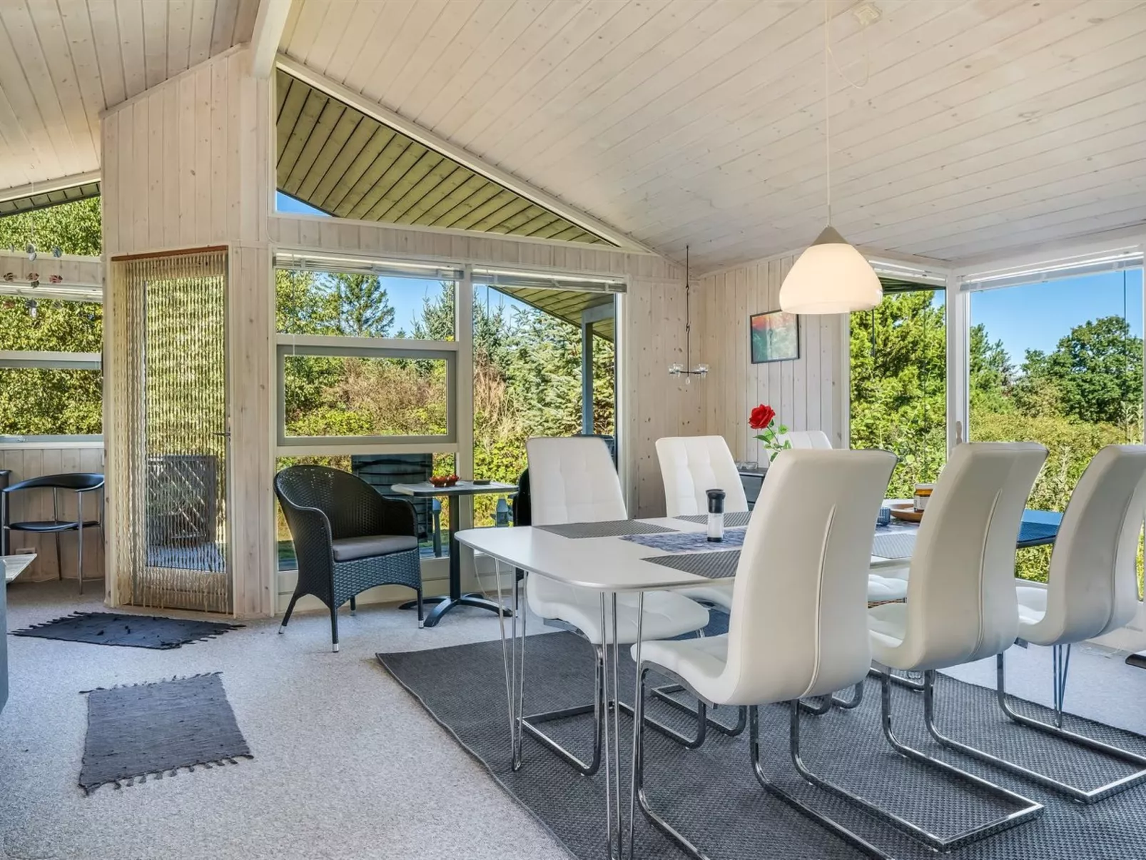 "Marisol" - 250m to the fjord-Drinnen