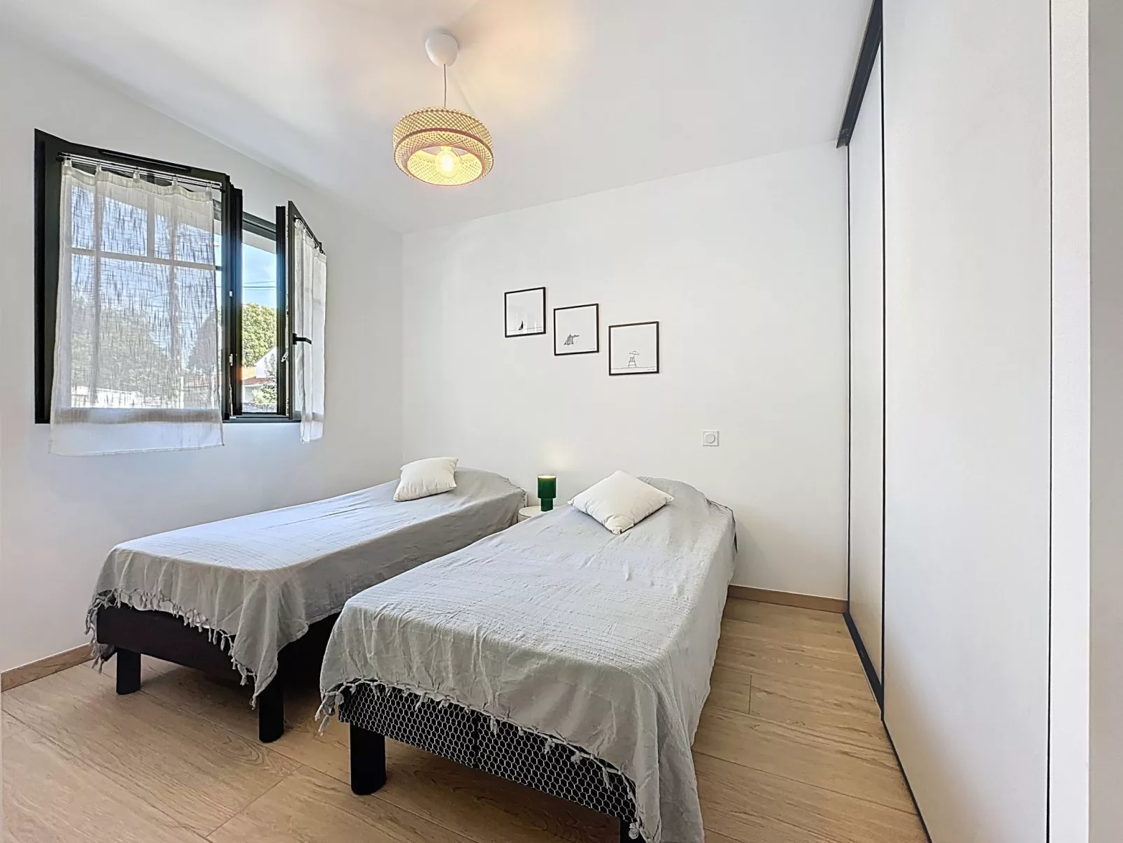 Les Musardises-Inside