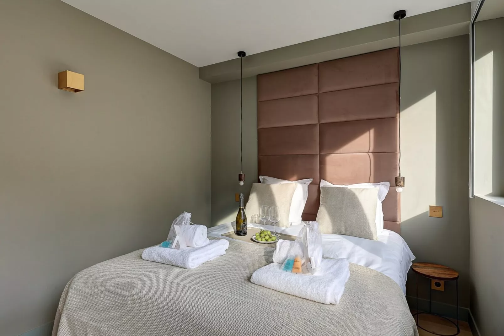 FONDARY 4-Image-tags.