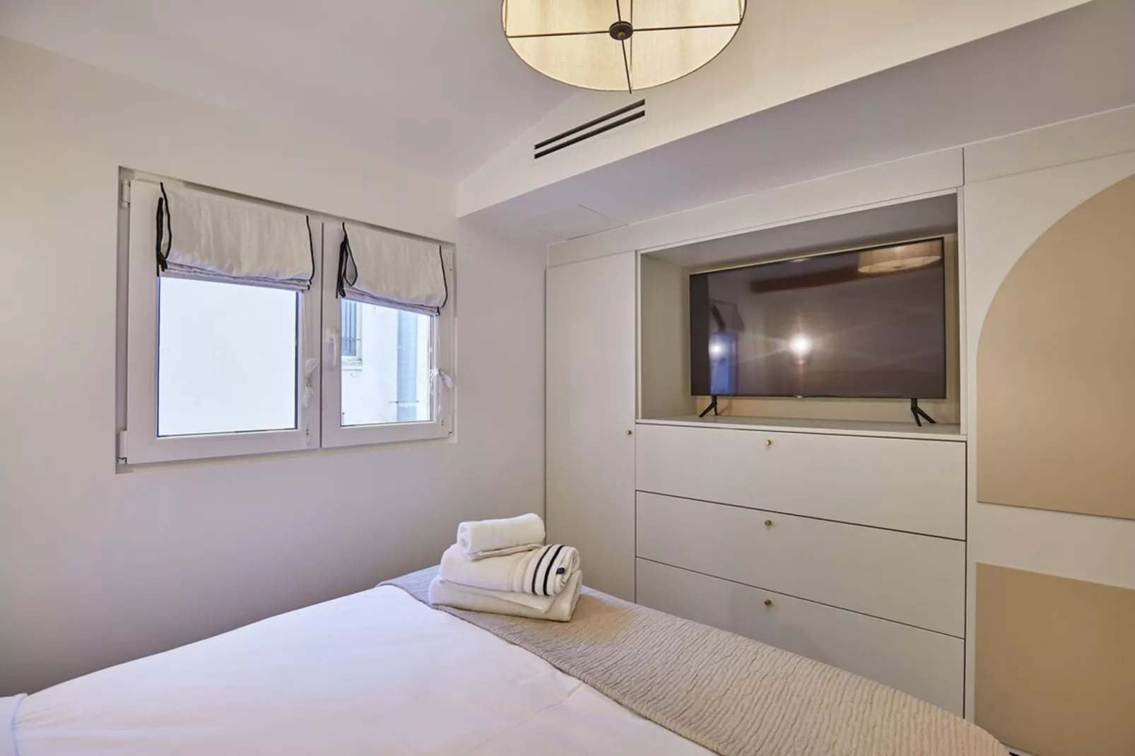 BELLEVILLE 1 NEW-Untagged