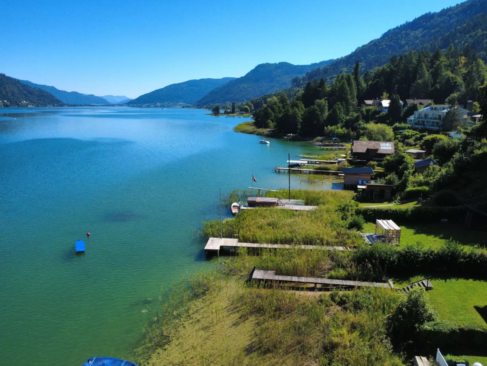 Haus direkt am Ossiacher See-Outside