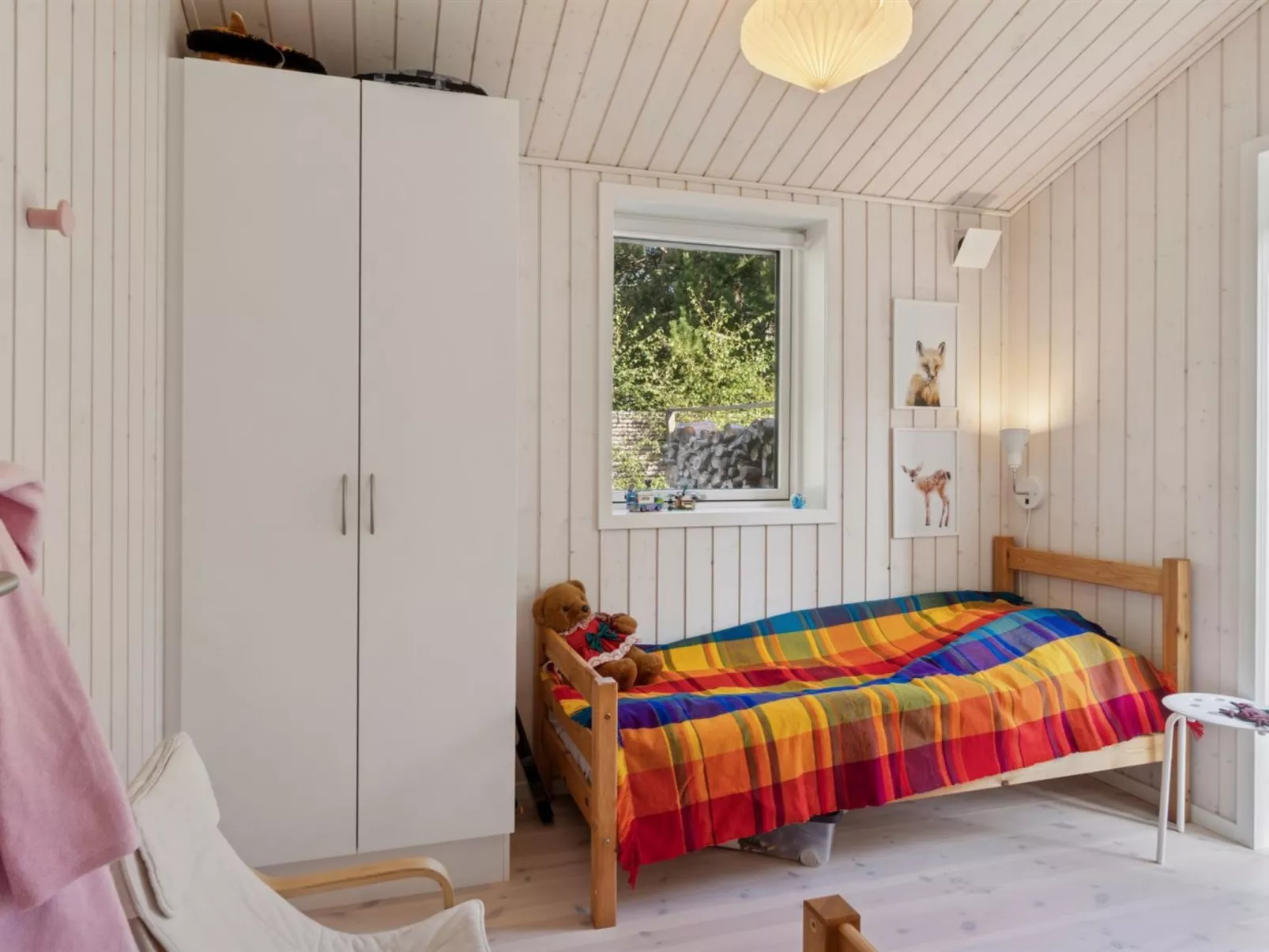 "Ovine" - 1.2km to the fjord-Inside