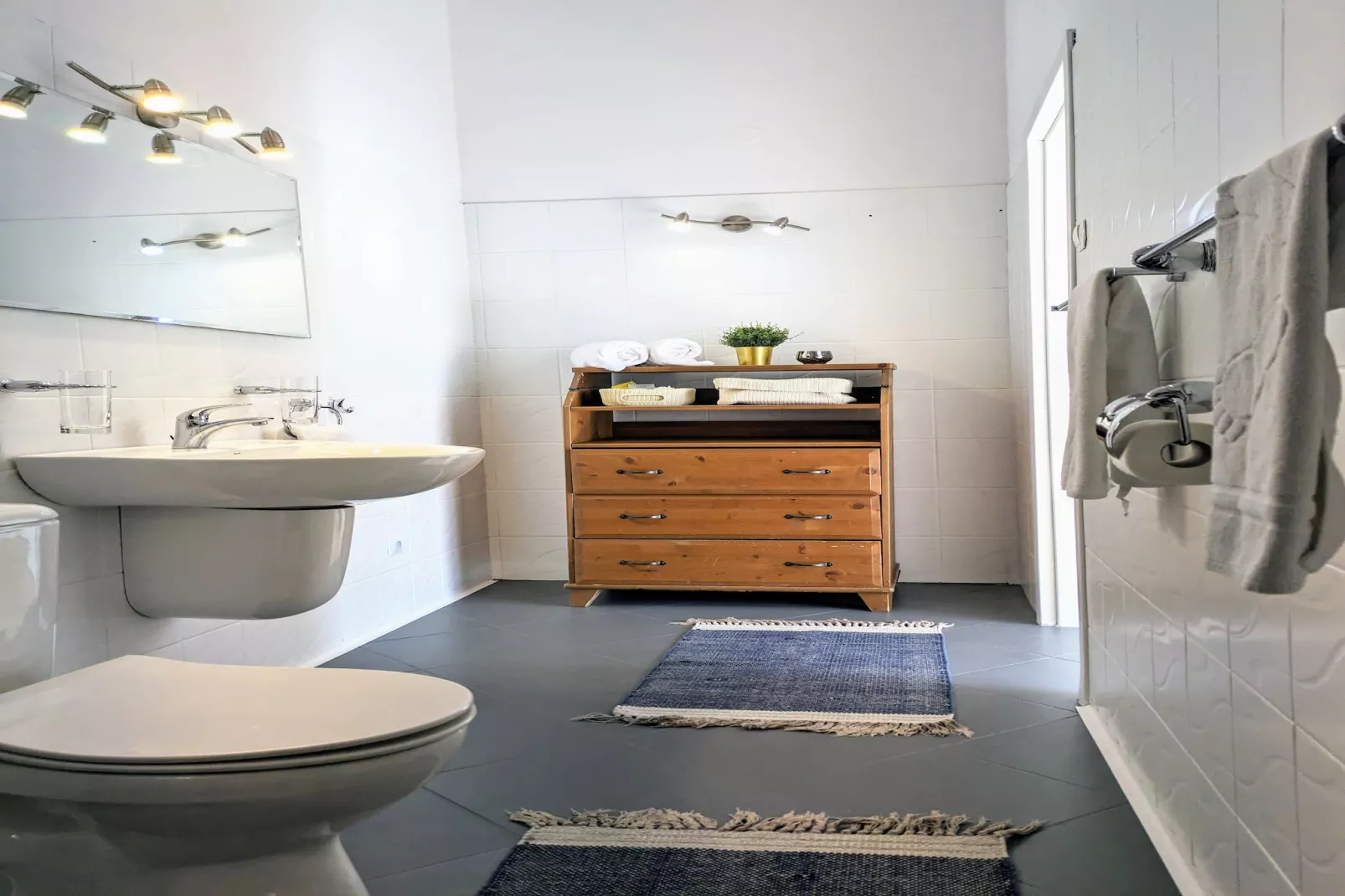 Apartament 8-osobowy na Portowej Kołobrzeg-Salle de bain