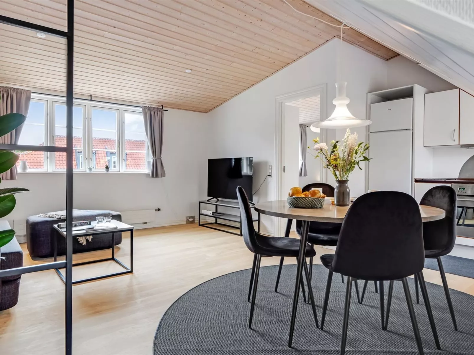 "Edel" - 250m from the sea-Drinnen