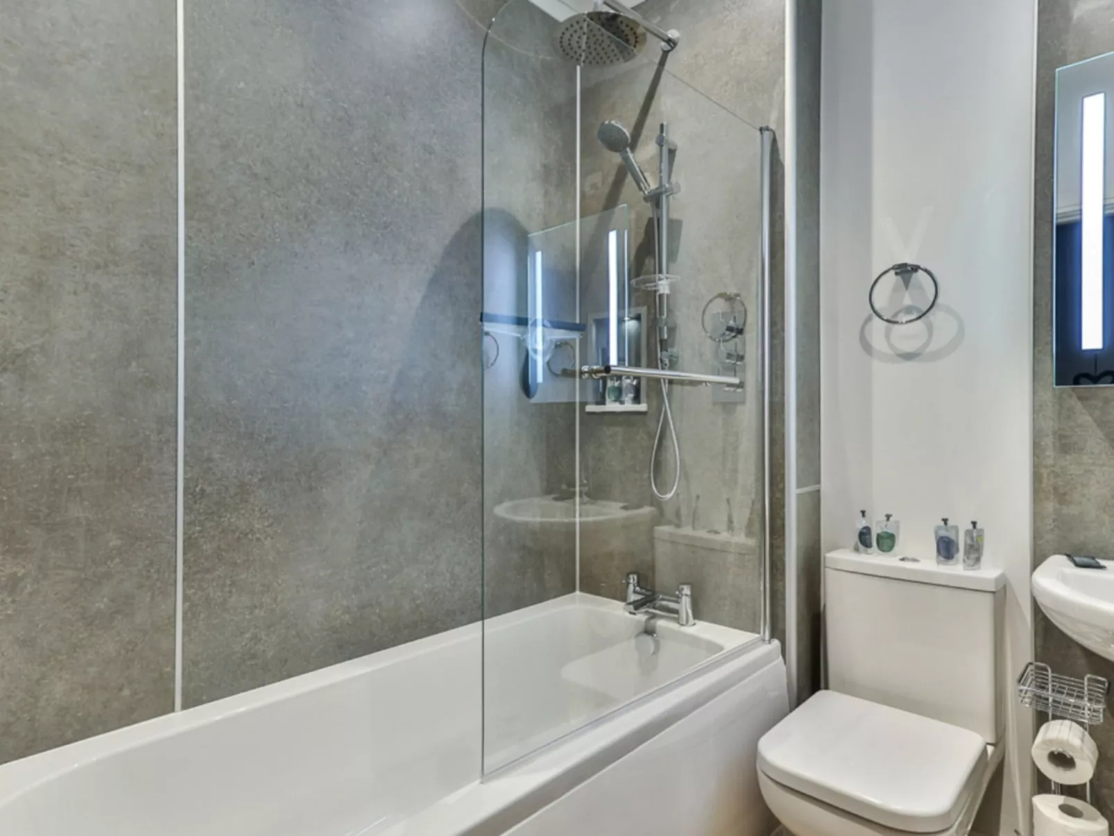 Belle House, Apt 5-Drinnen