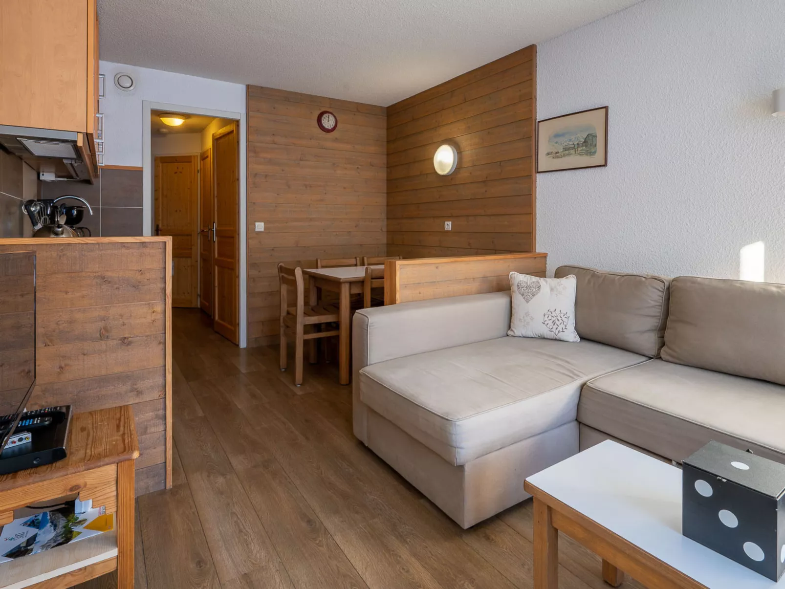 Grand Morillon-Drinnen