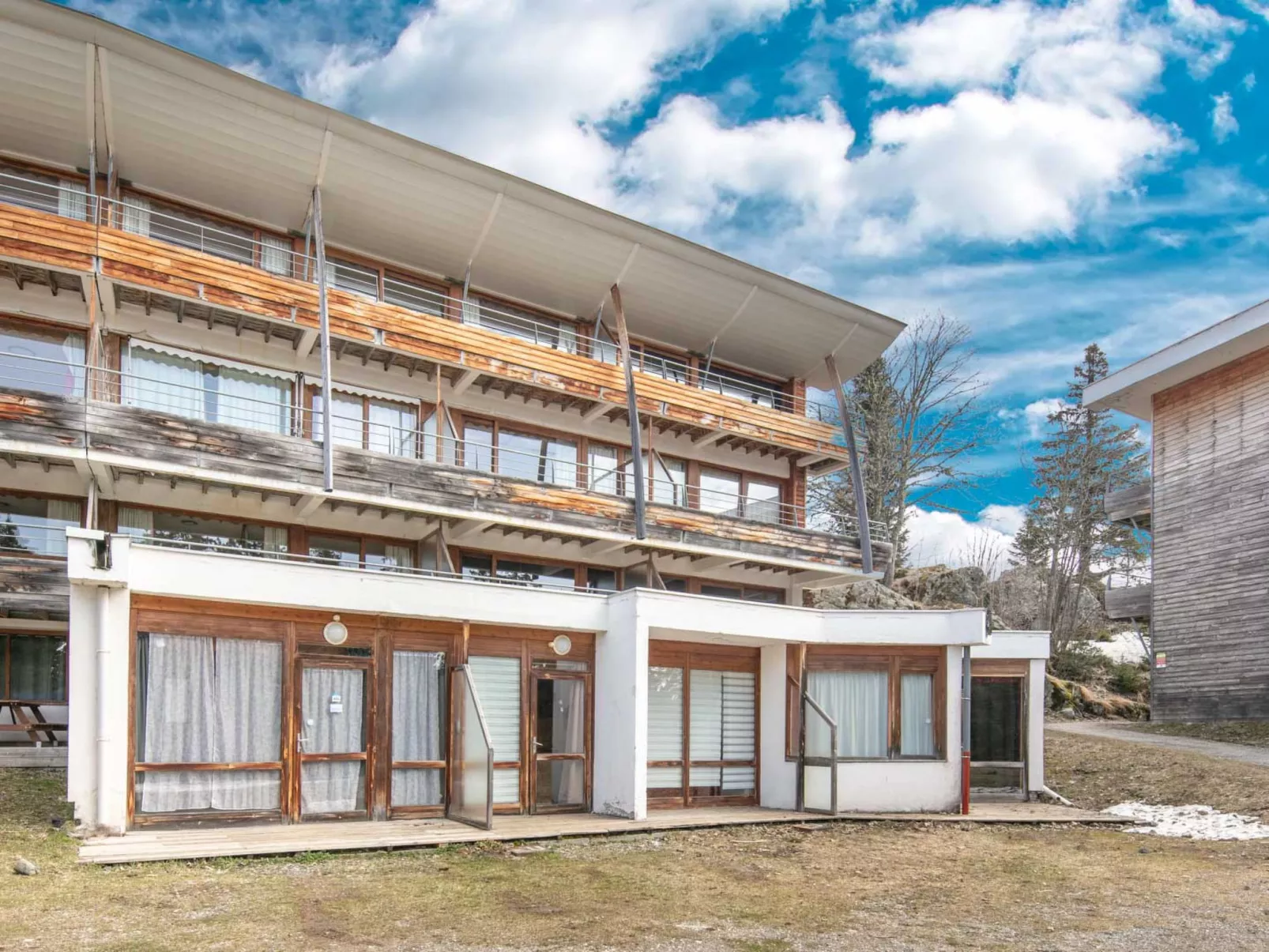 V du Bachat ASTERS A-Outside