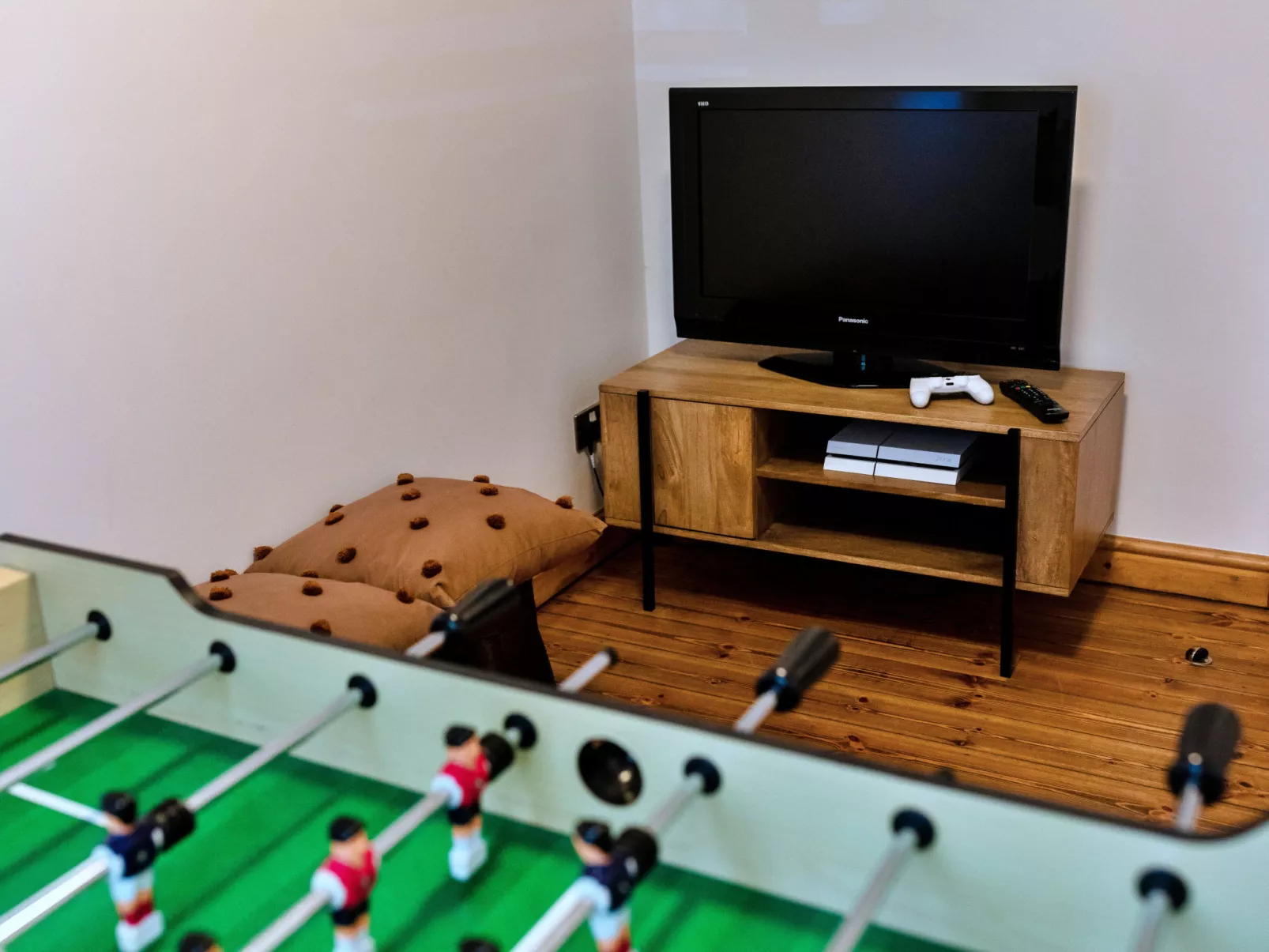 The Old School-Dedans