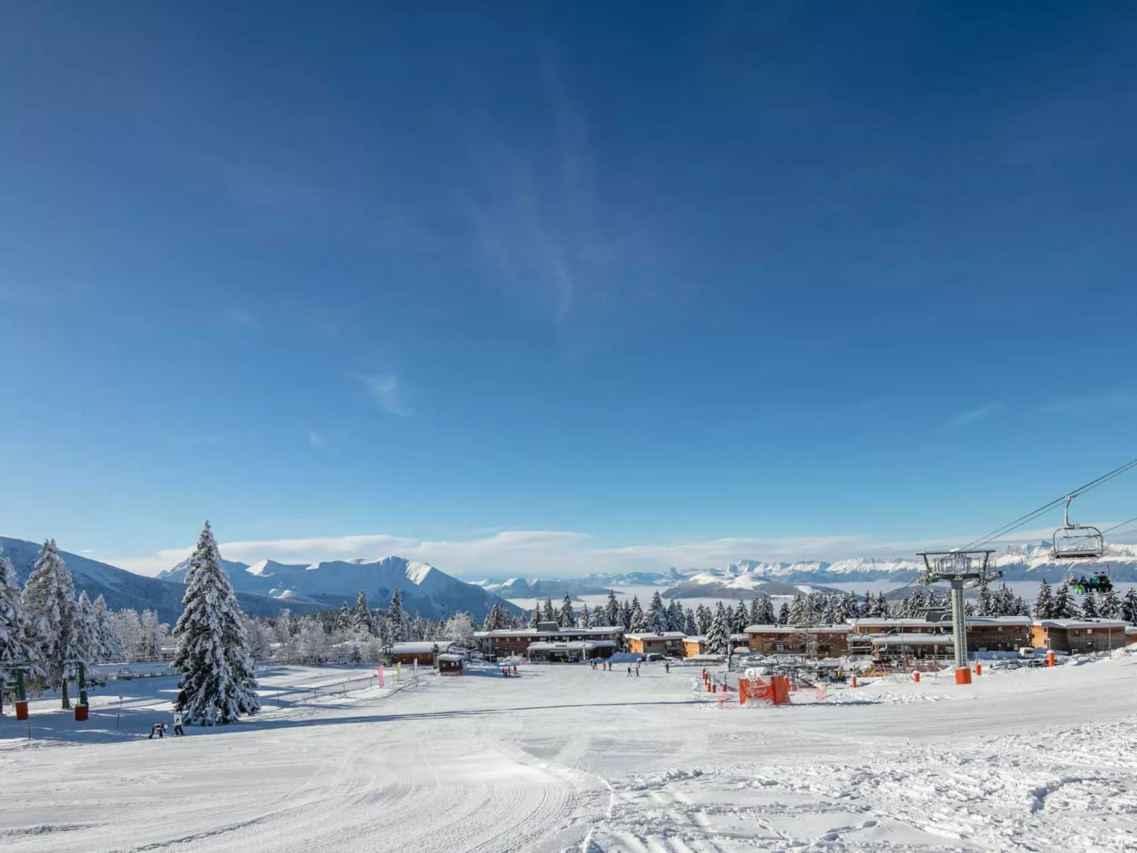 V du Bachat Asters E-Outside