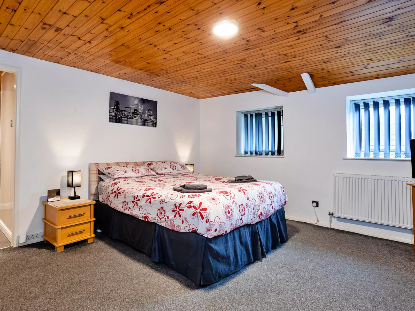 Woodstock Lodge-Dedans