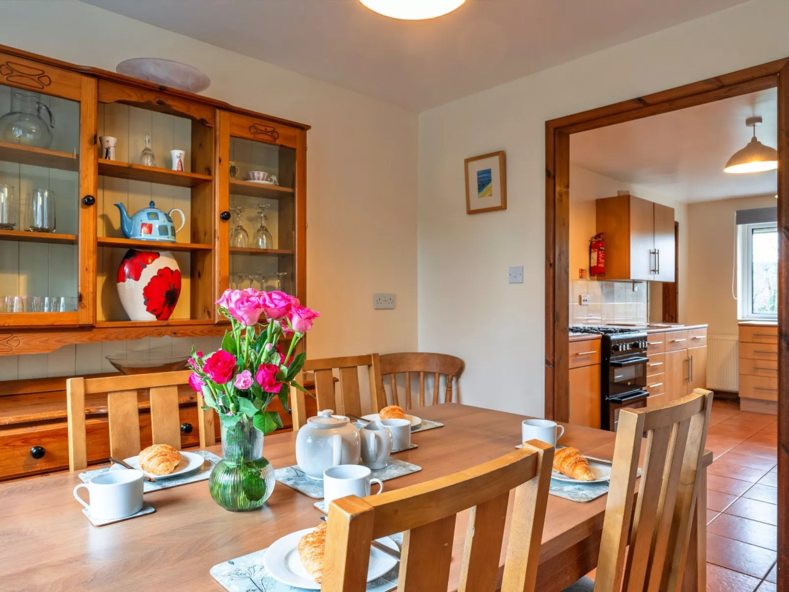 No.1 Gladys' Orchard-Drinnen