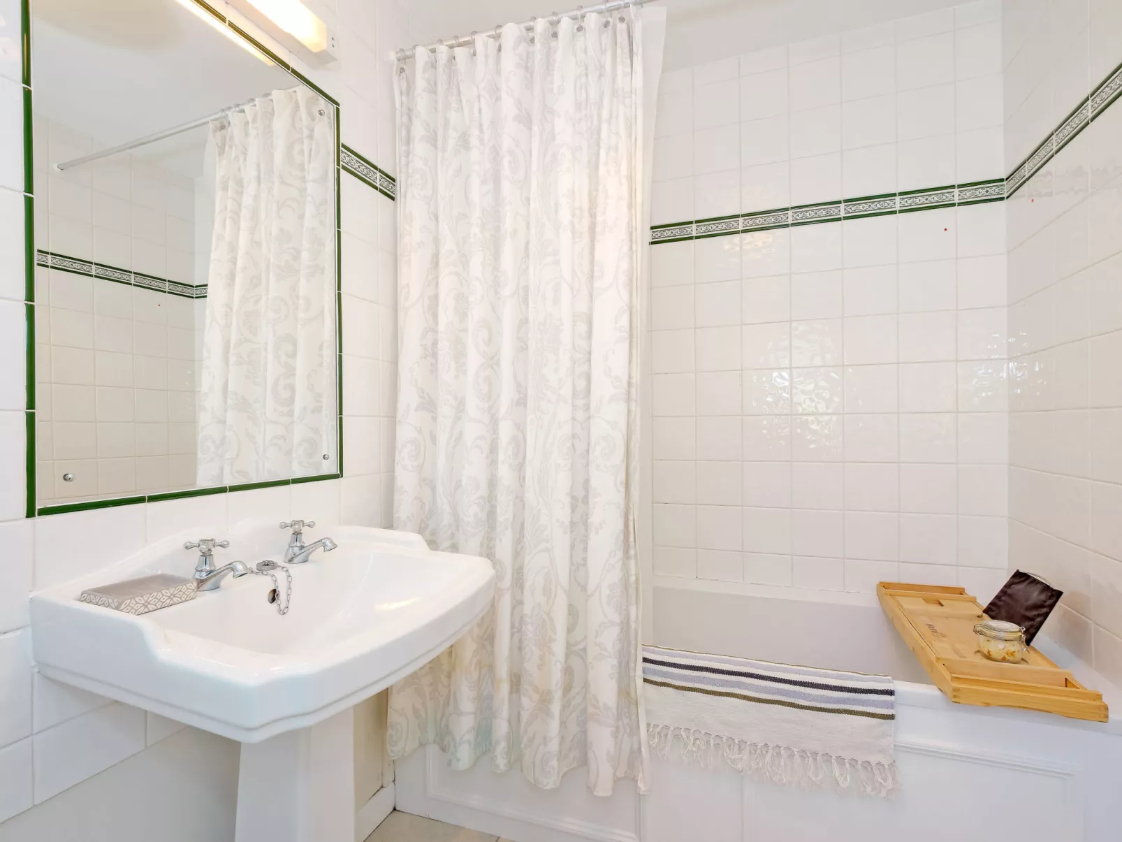 Corrennie School Cottage-Dedans