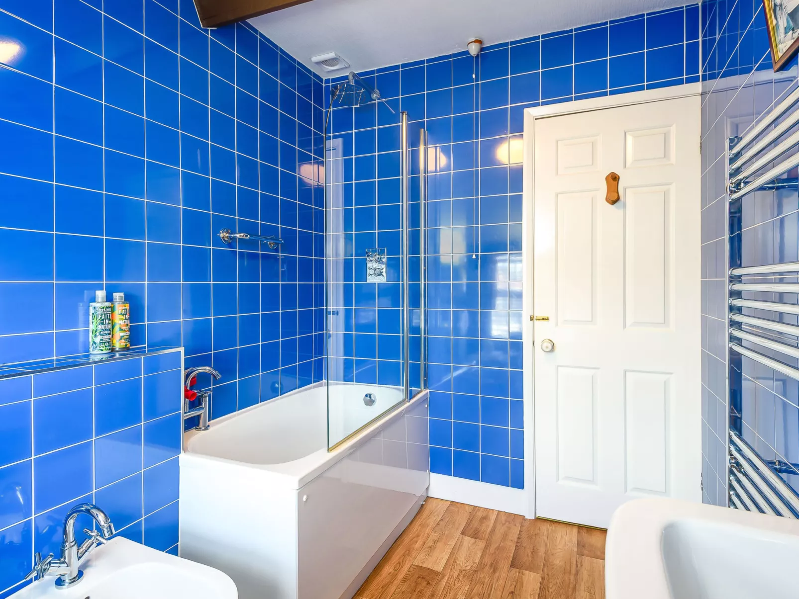 Ukulele Cottage-Drinnen