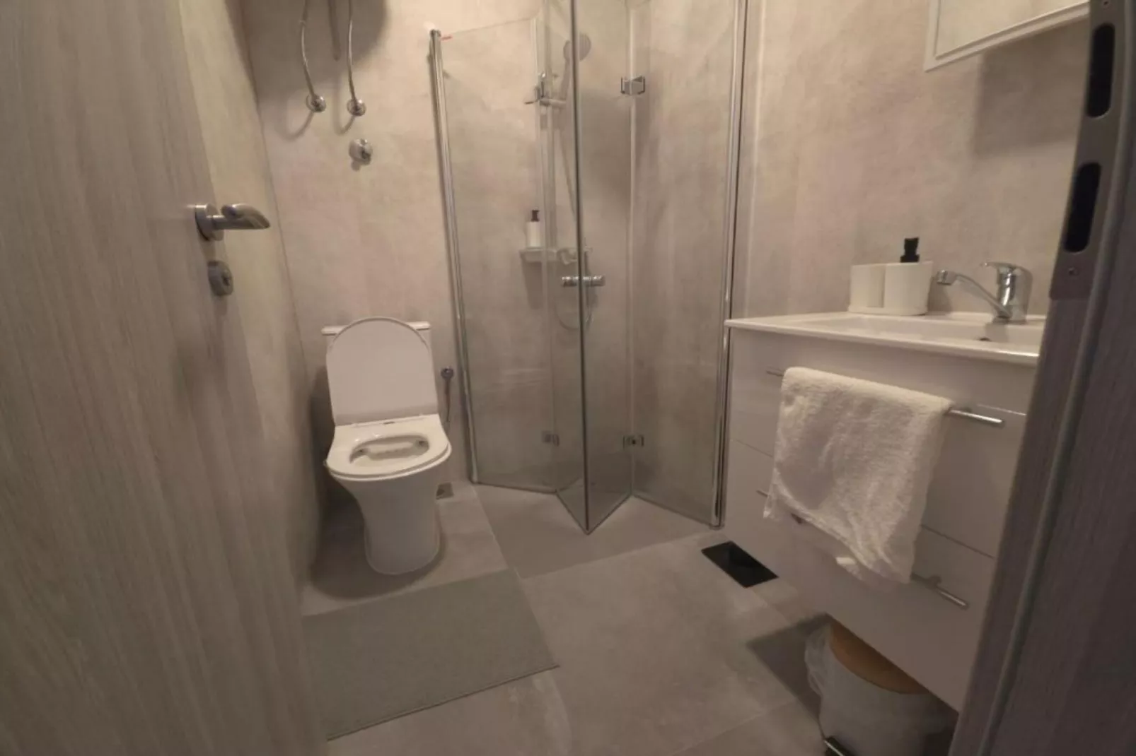 Rooms Burnum - Double Room 5-Badezimmer