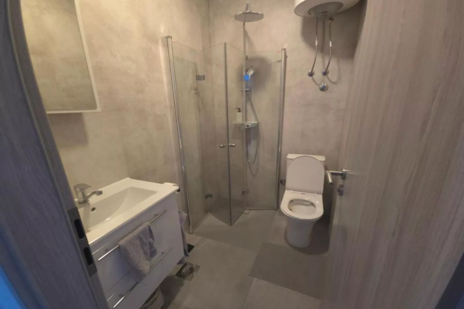 Rooms Burnum - Twin Room 7-Badezimmer