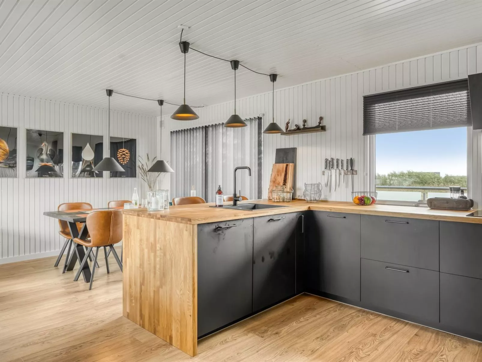 "Sarika" - 500m from the sea-Inside