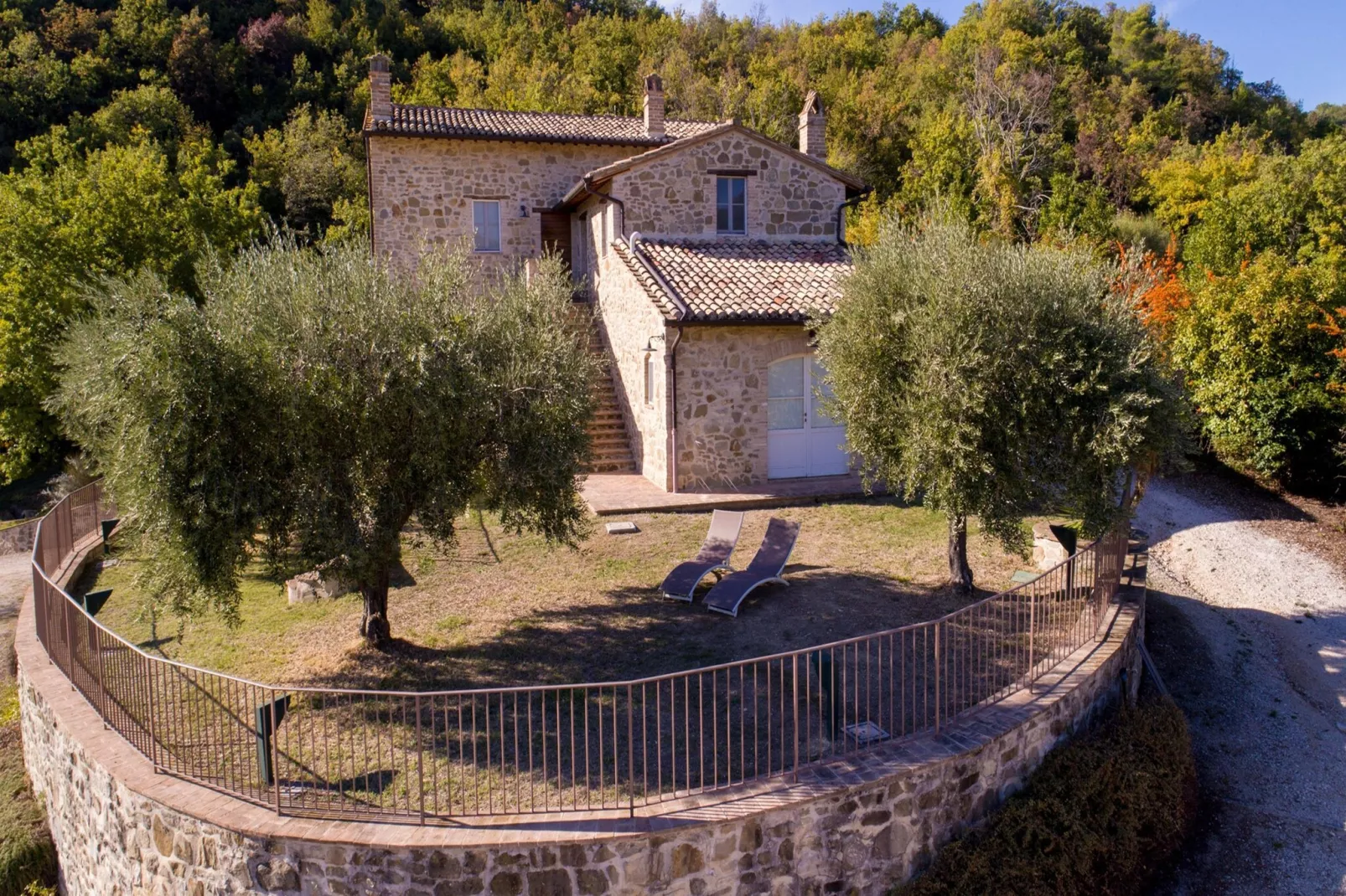 Acqua-Exterior in summer