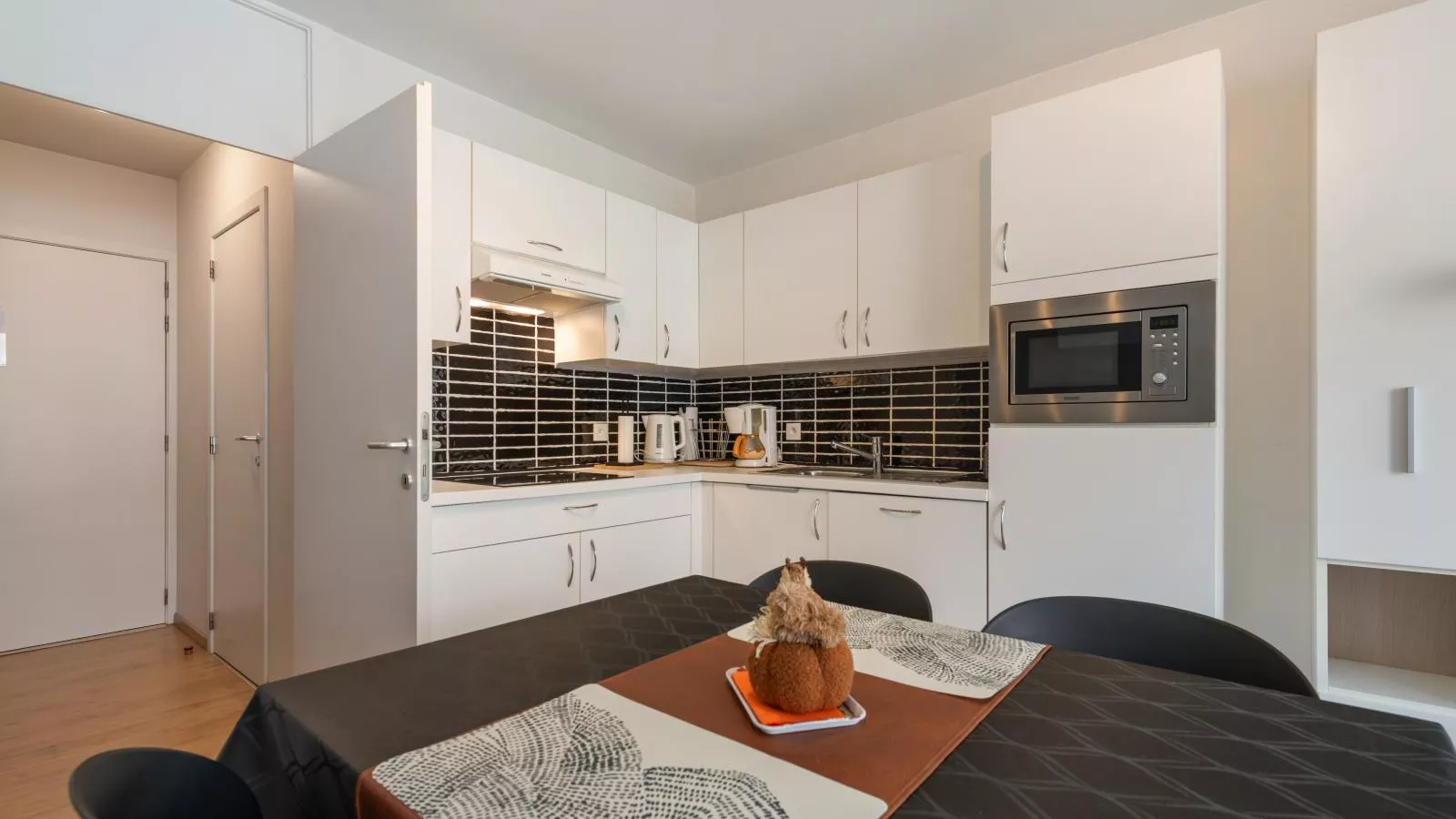 Tranquil à Deux-Kitchen