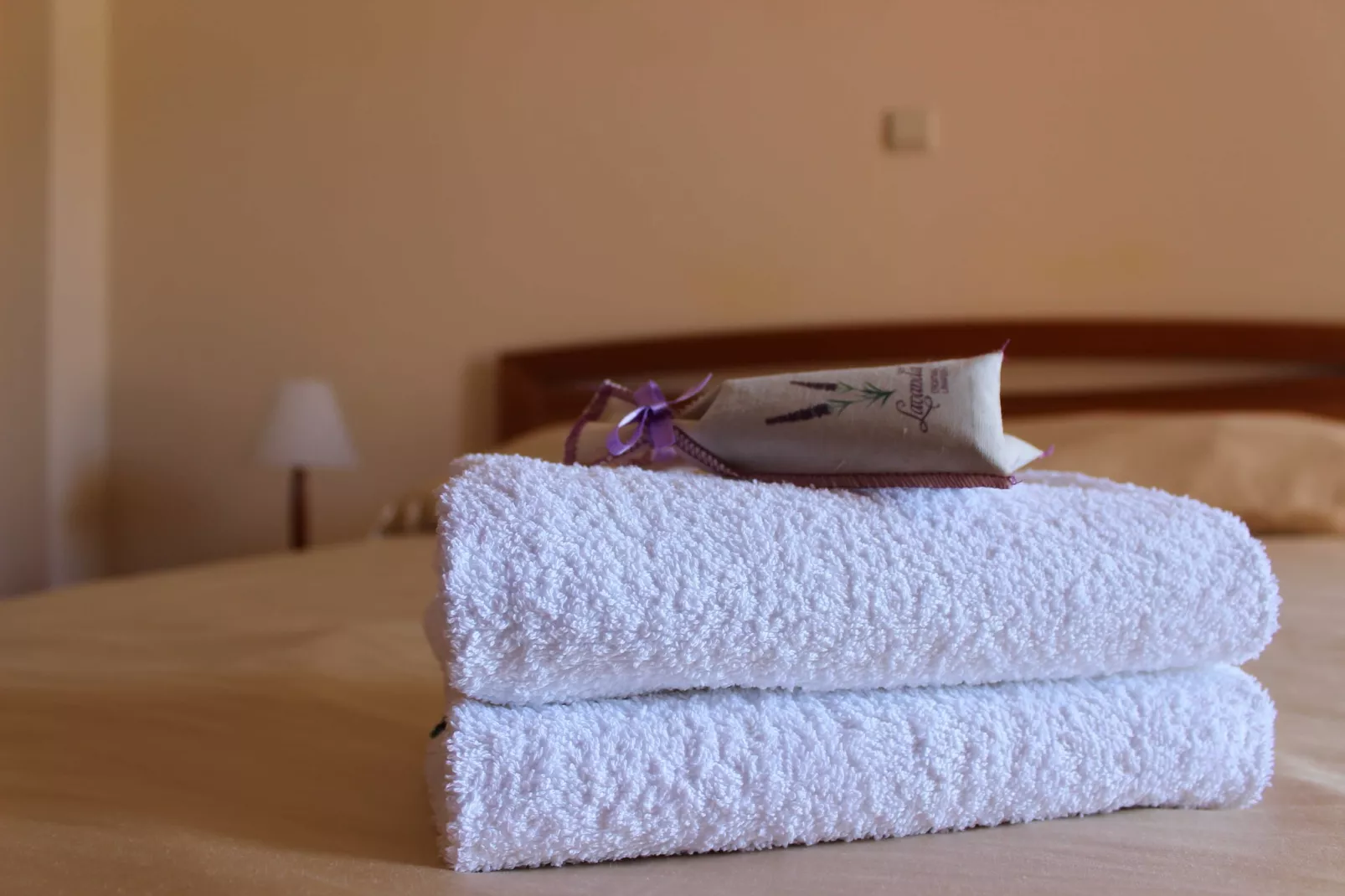 Guest House Villa Anggela - Standard Double room with Balcony and Sea View (BR2)-Indoor