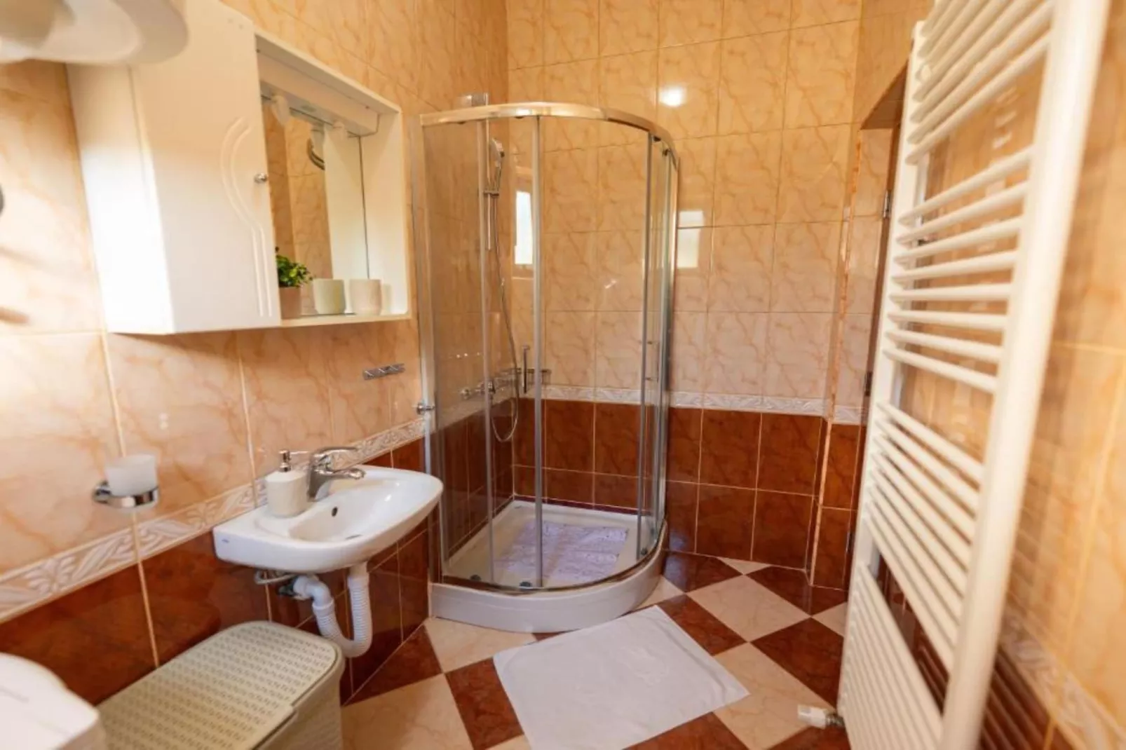 Villa Narnia - Three Bedroom Villa-Badezimmer