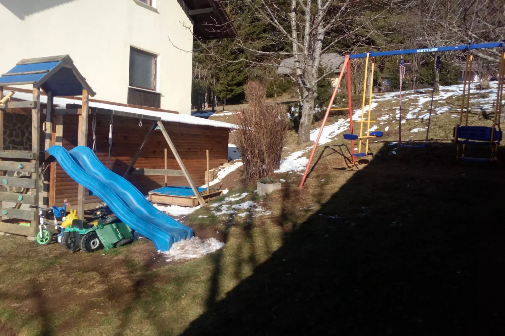 Comfortable Zreče Apartment with Playground and Private Parking, Ideal for Families - One Bedroom Apartment-Outdoor