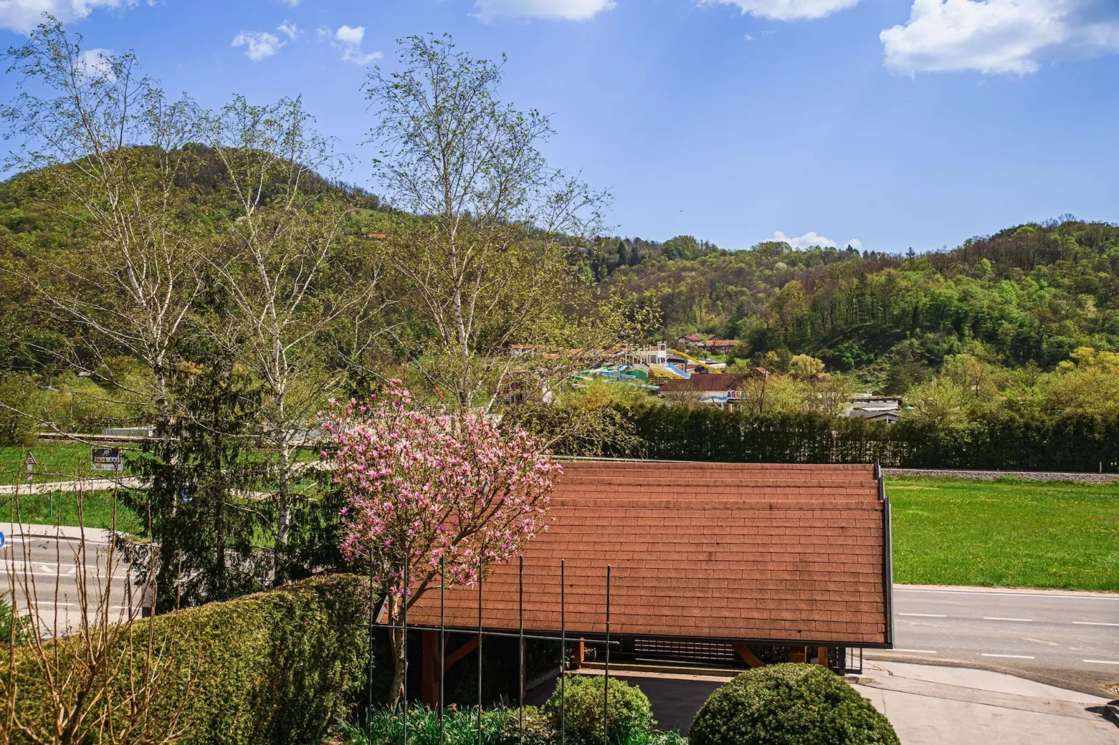 Sunny and Spacious Apartments with Terrace near Water Park - One Bedroom Apartment with Terrace-Outdoor