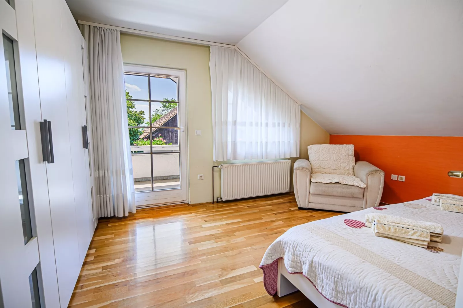 Stunning Rural Holiday Home with Garden and BBQ -  Four Bedroom Holiday Home-Bedroom