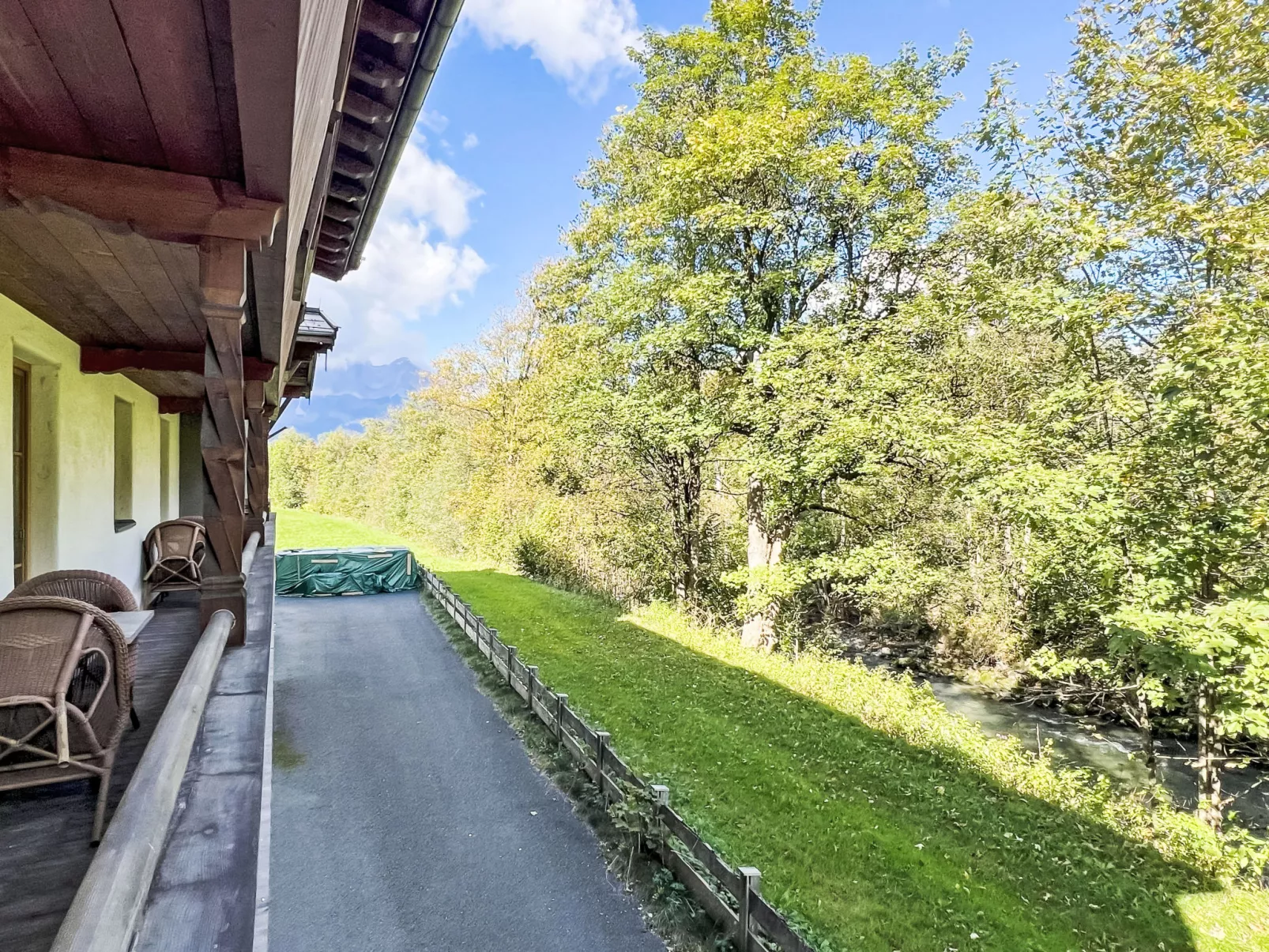 Cheeky Apartment-Outside