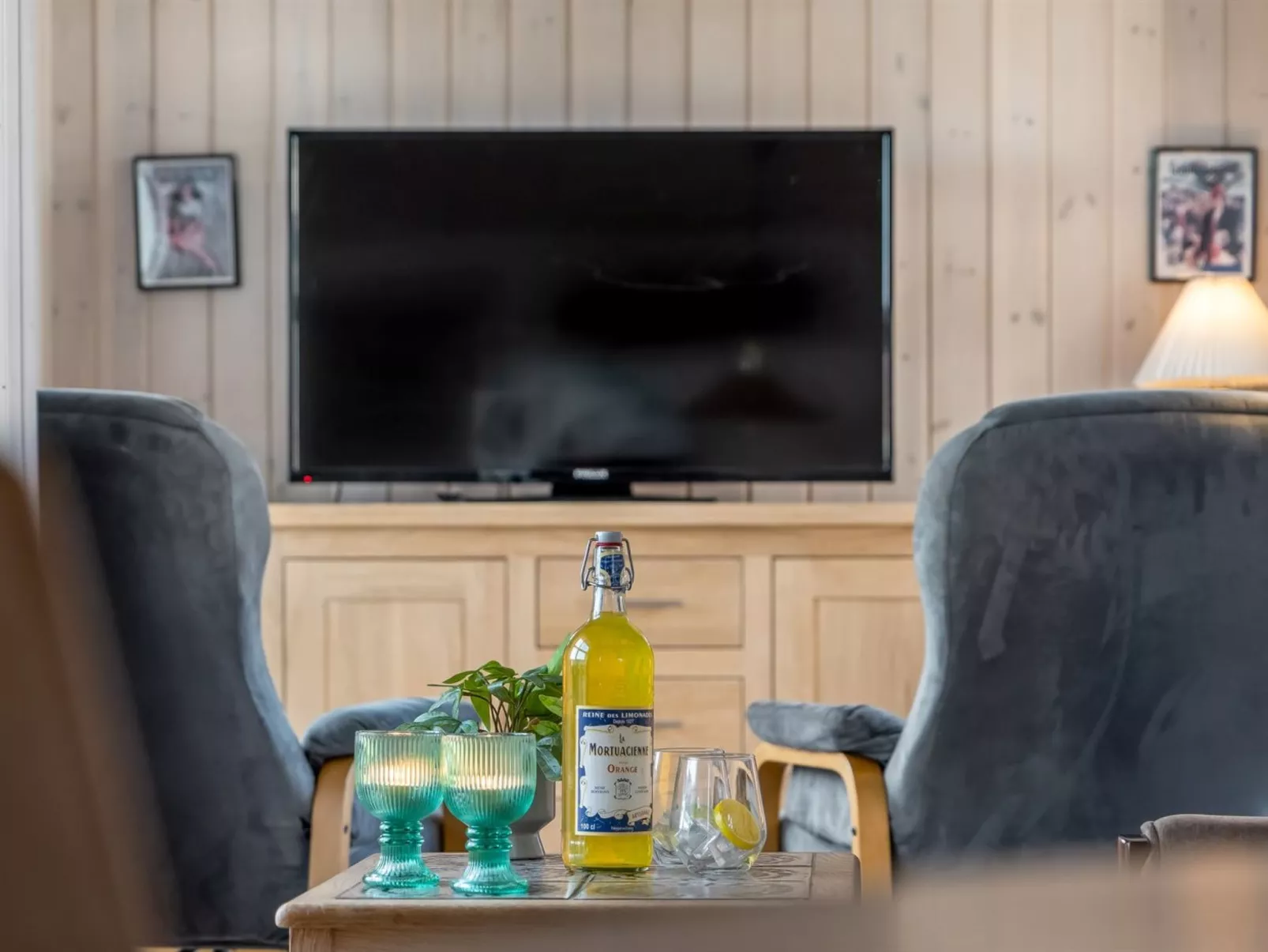 "Skarthi" - 200m from the sea-Drinnen