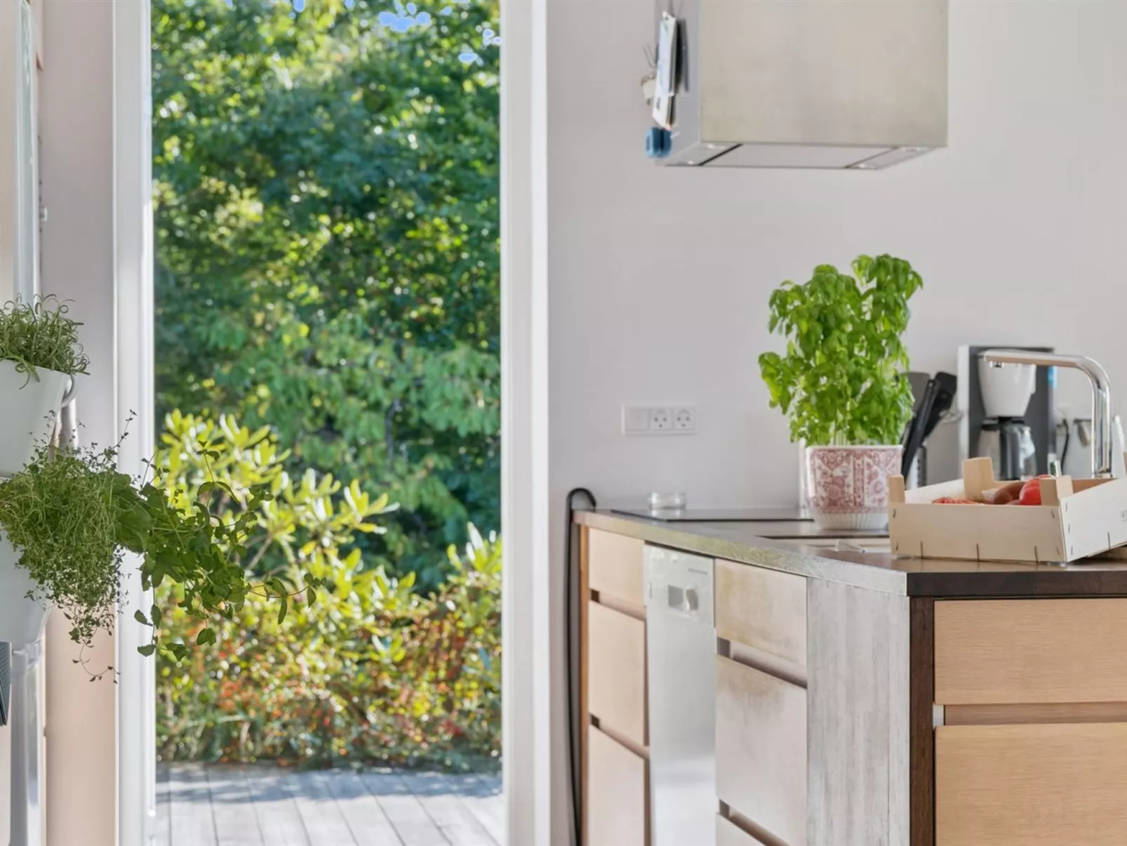 "Alvia" - 1.6km from the sea-Drinnen