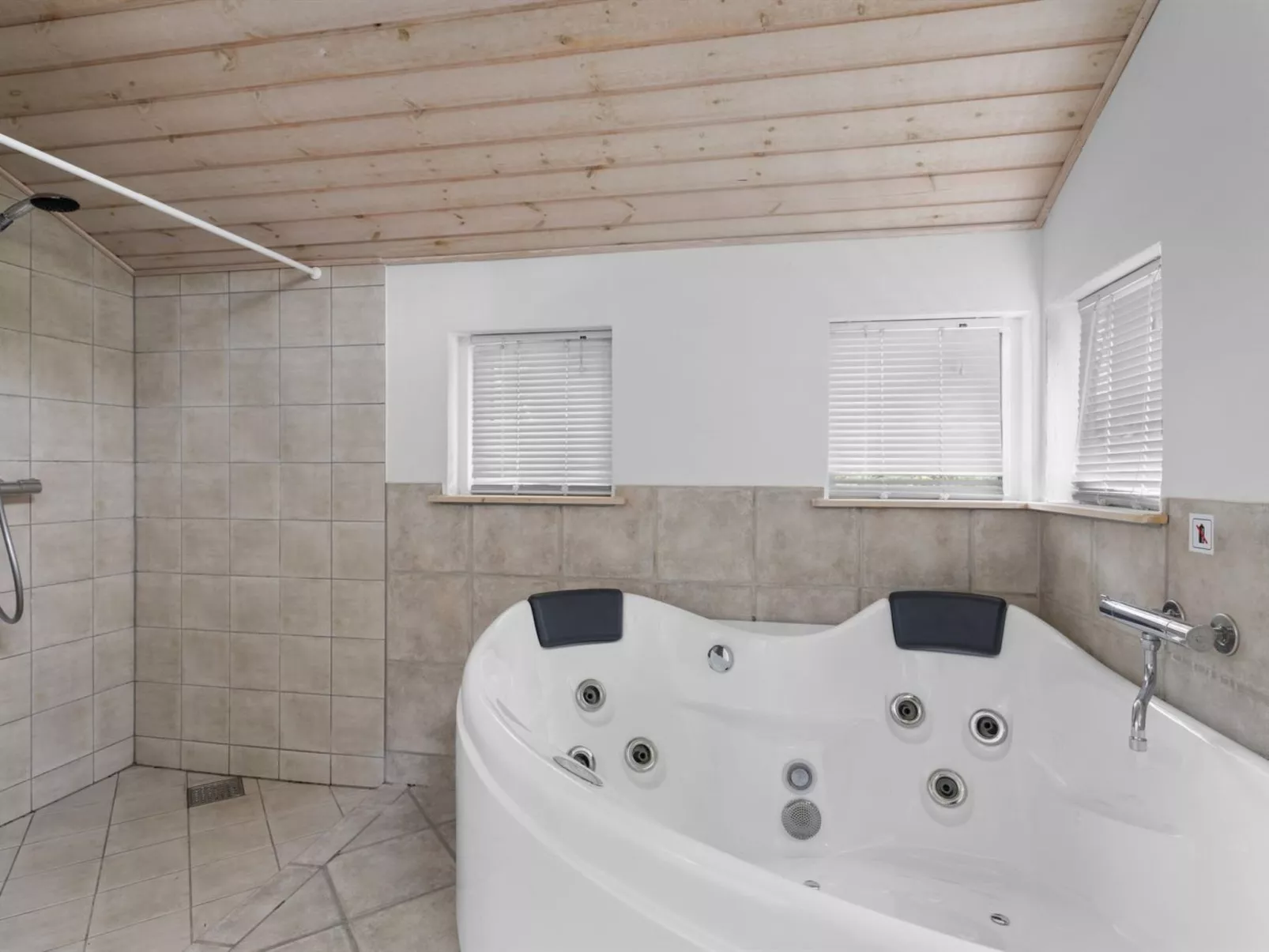 "Ellinor" - 190m from the sea-Inside