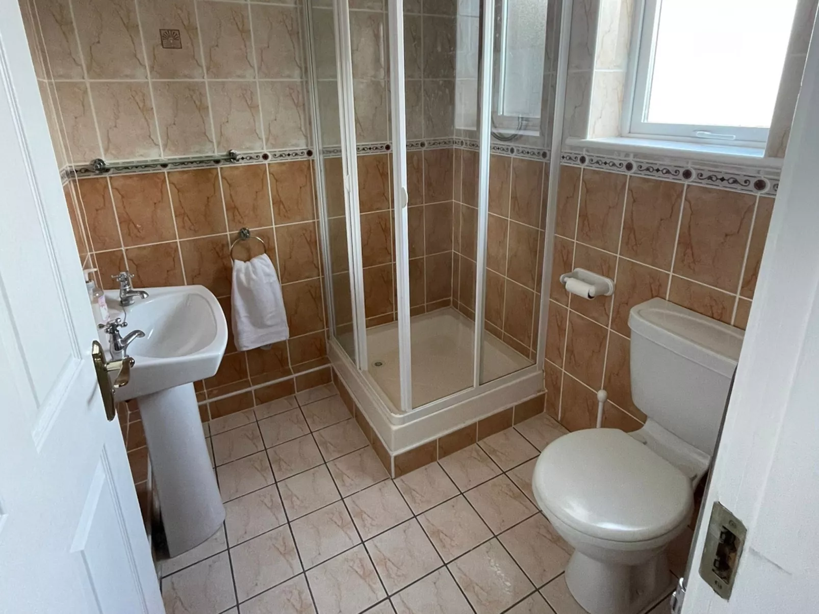 Ballycotton Holiday (TR1+2) Apartment No 6-Inside