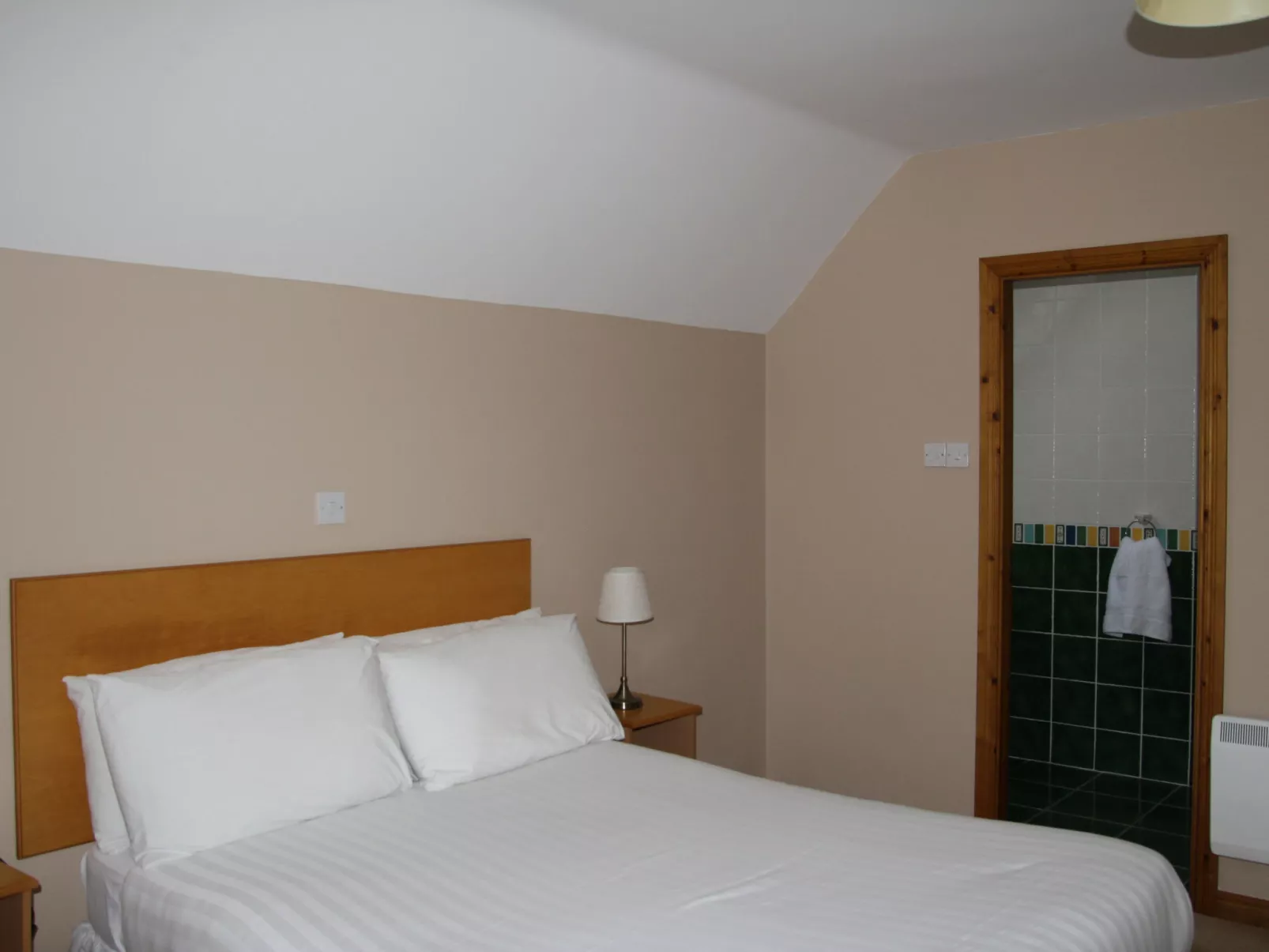 Galway Bay (TR4)Lodge-Inside