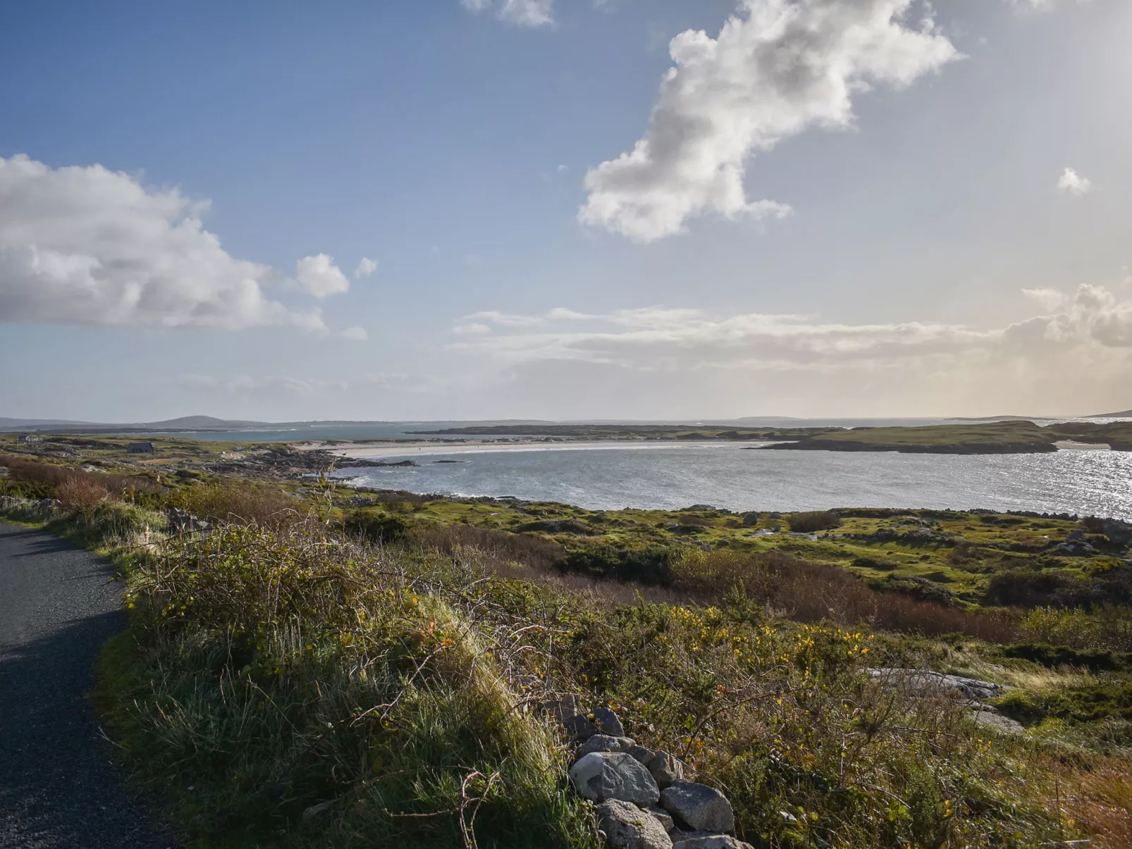 Bridies Holiday Cottage Roundstone-Outside
