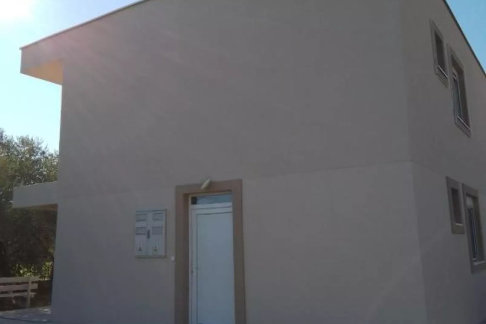 Adriatic Haven – Cozy Tivat Apartment with a Terrace - One Bedroom Apartment-Extérieur