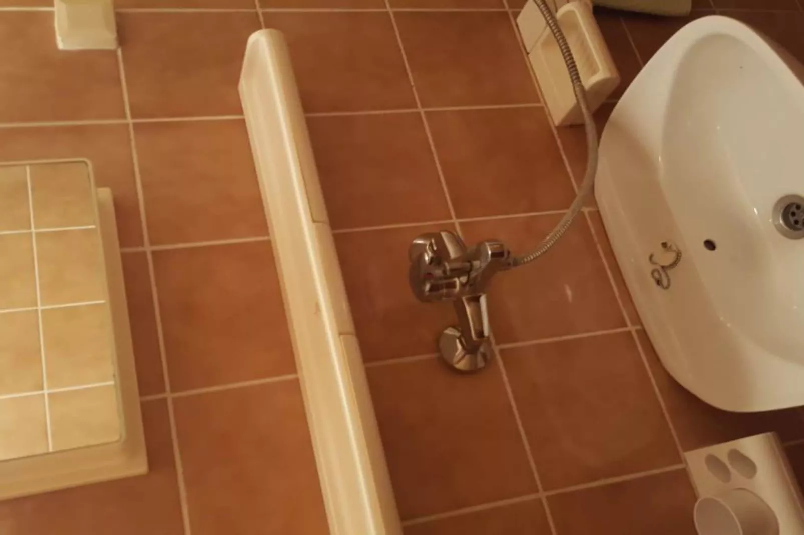 Comfortable Budva Rooms with Easy Access to Sveti Stefan - Double Room 2-Bathroom