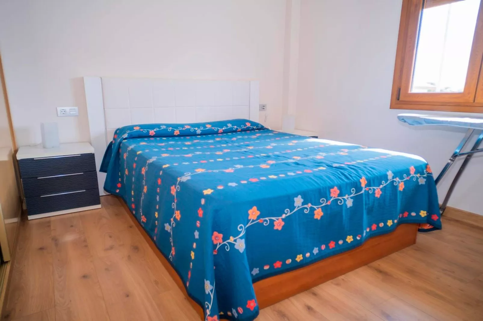 1948- +34601093121-Chambre