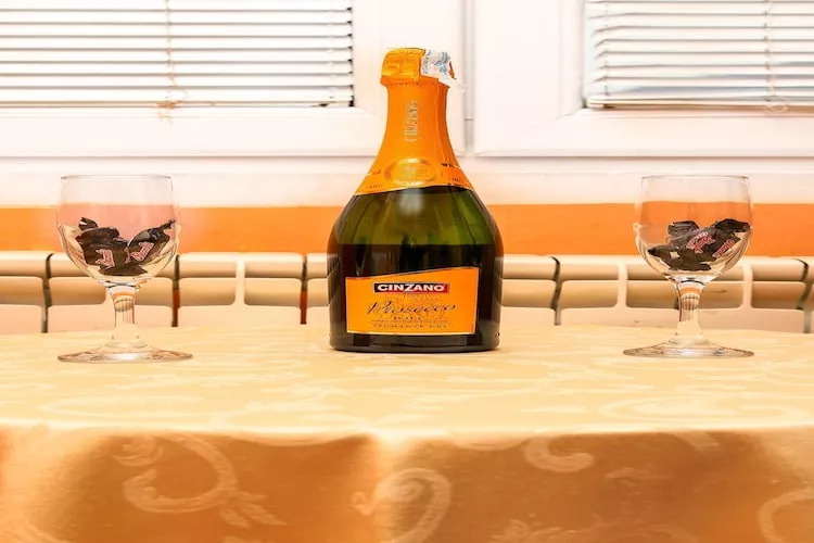 Perfect Budva Stay Near the Sea & Aqua Park - Comfort Triple Studio 1\/1 1-Bedroom