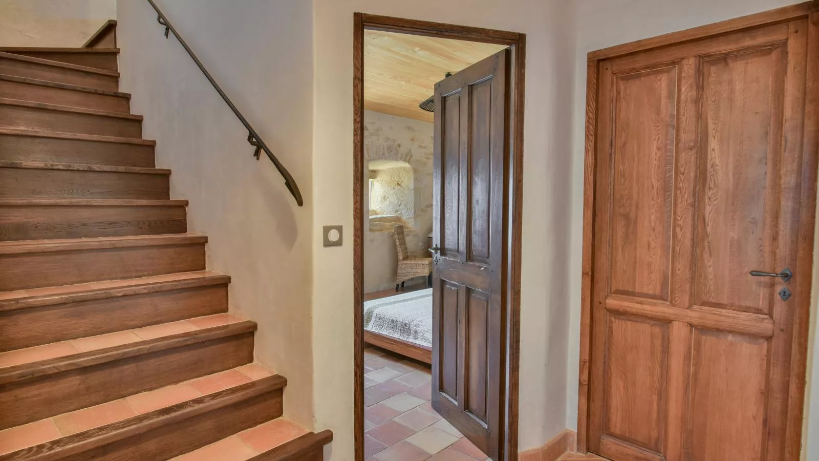 La Roque Haute-Hall & reception