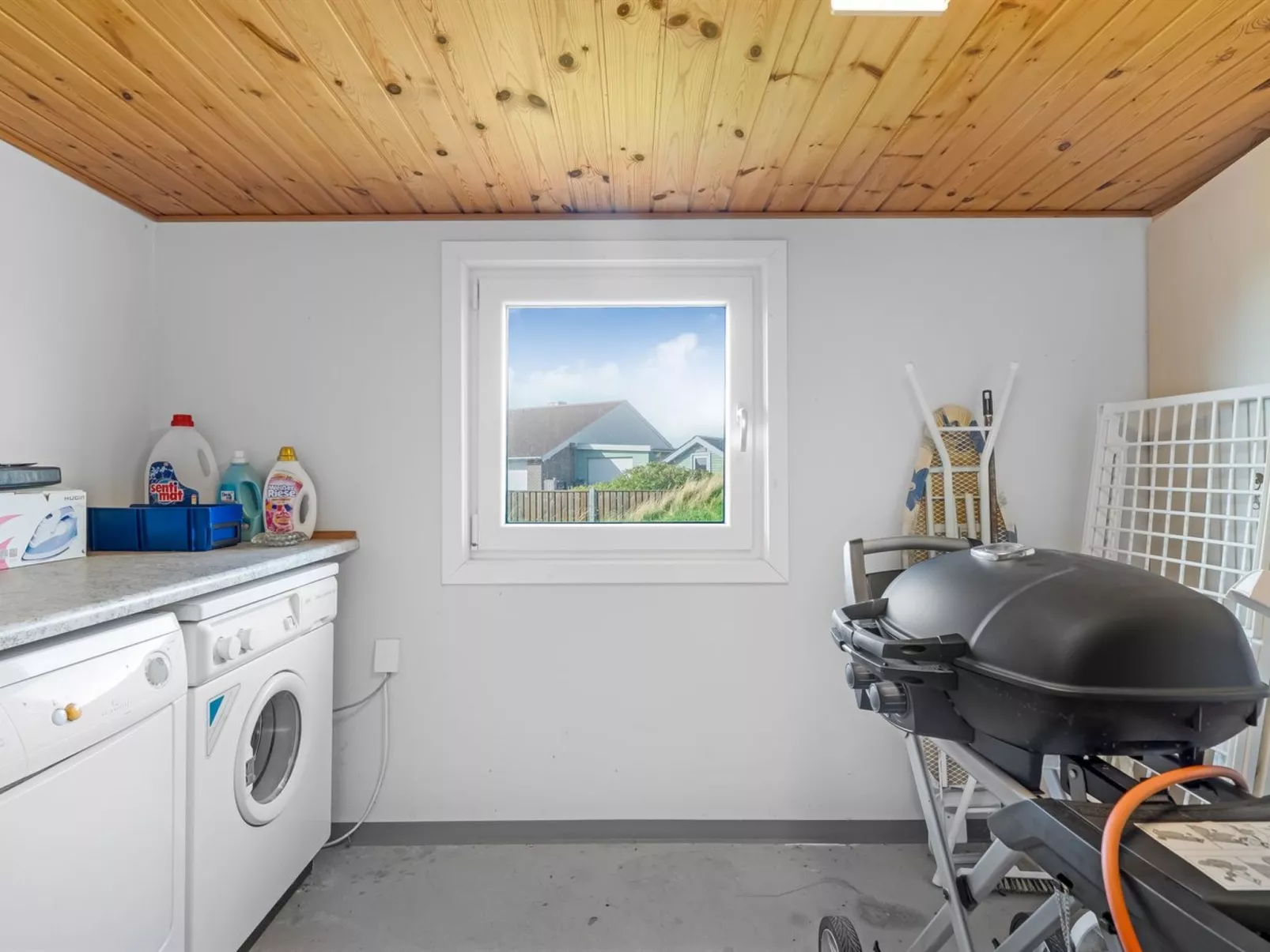 "Gisa" - 500m from the sea-Inside