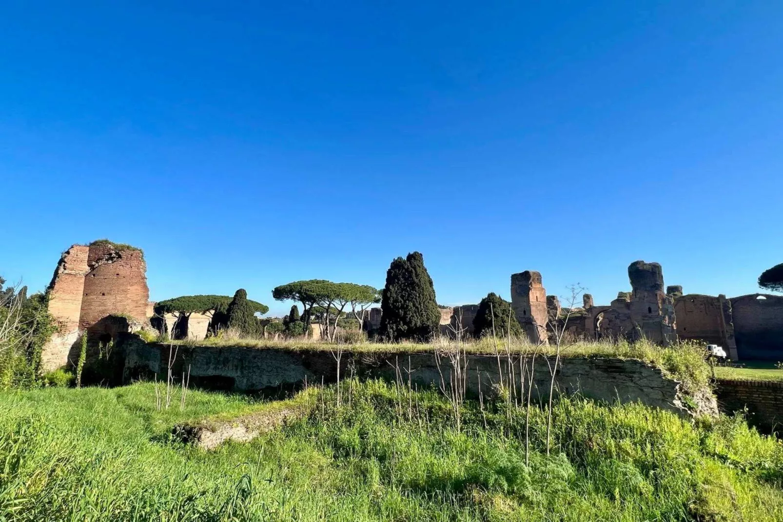 Caracalla Loft-Areas within 5km in summer