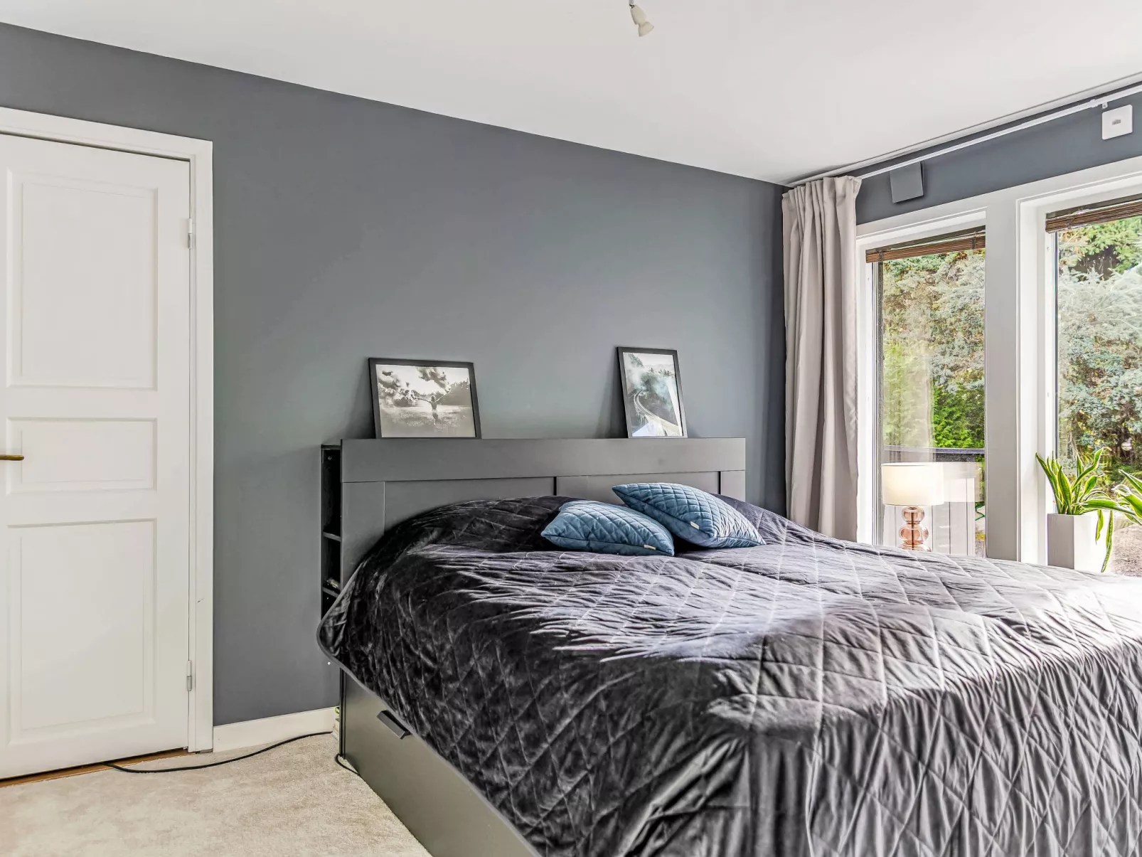 Frösakull Paradiset-Dedans