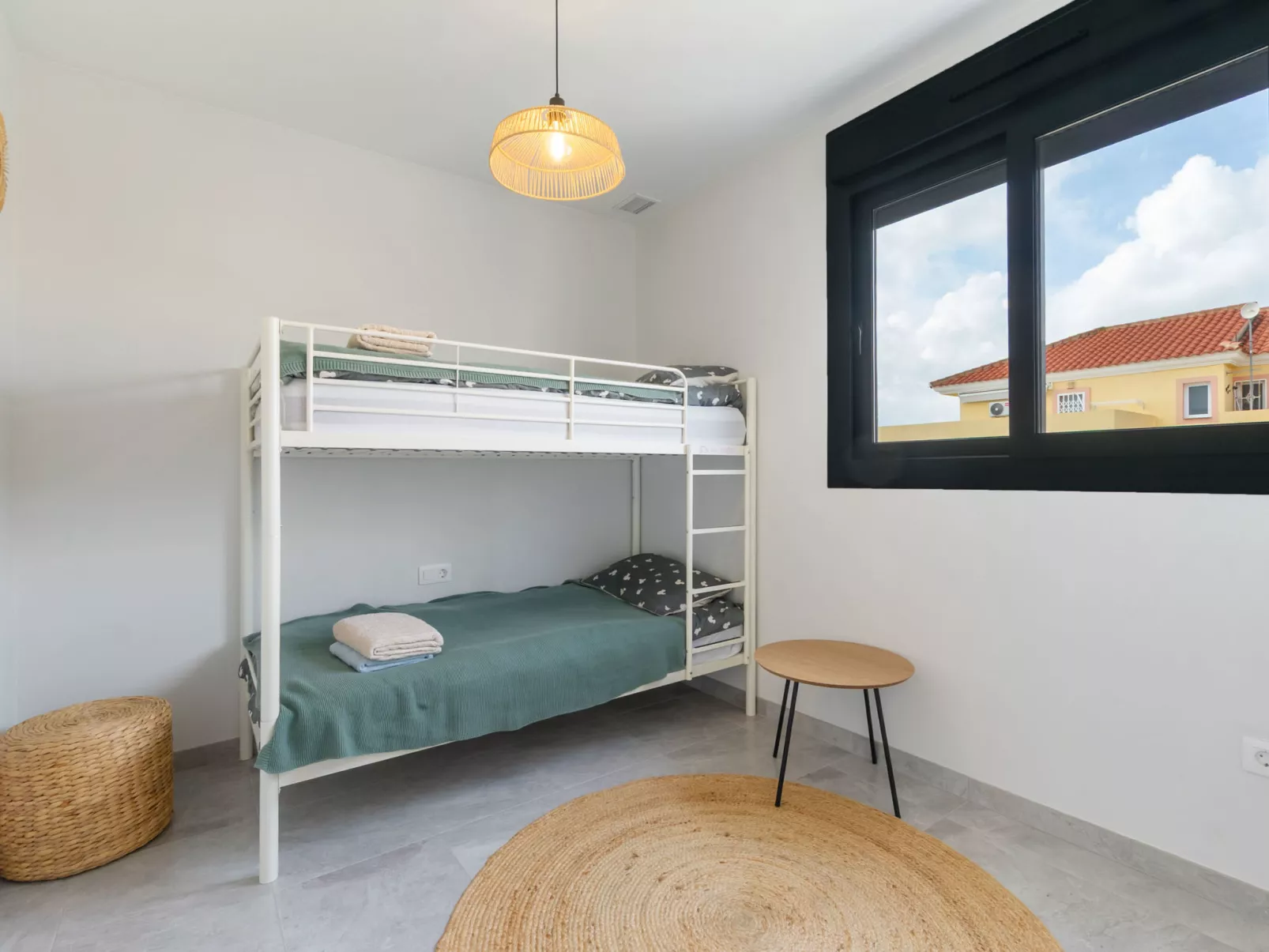 Aire Residencial-Inside