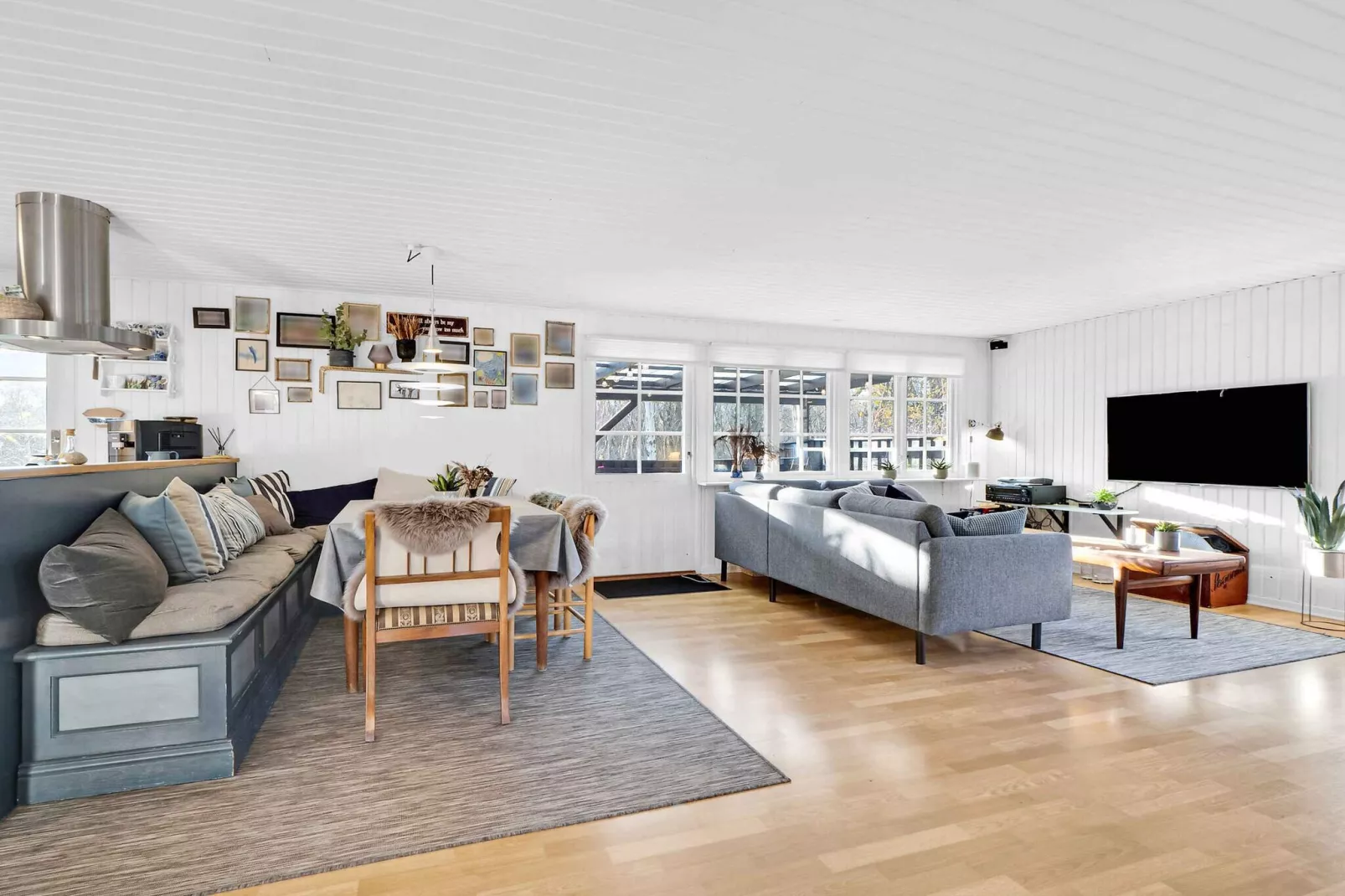 5 star holiday home in Thyholm-Indoor