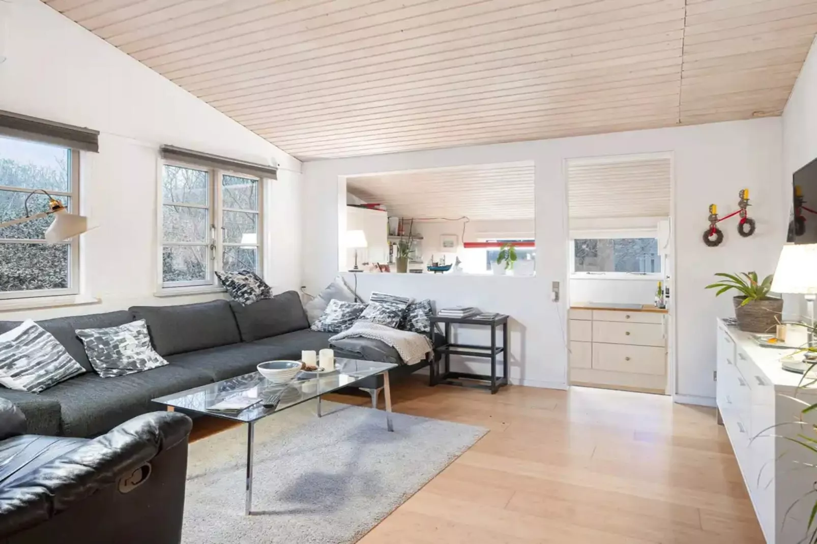 5 star holiday home in Dronningmølle-Indoor