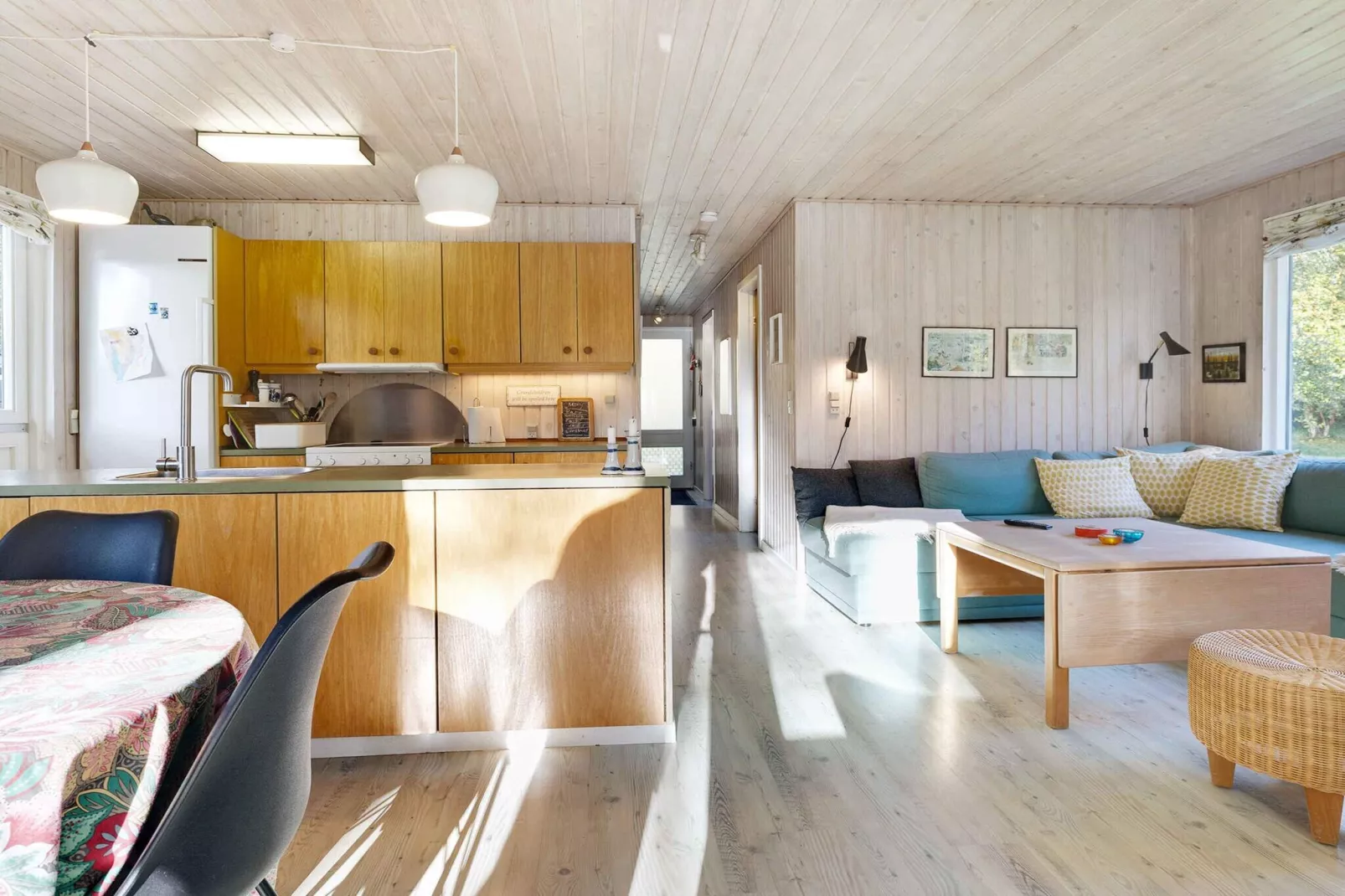 5 star holiday home in Humble-Indoor