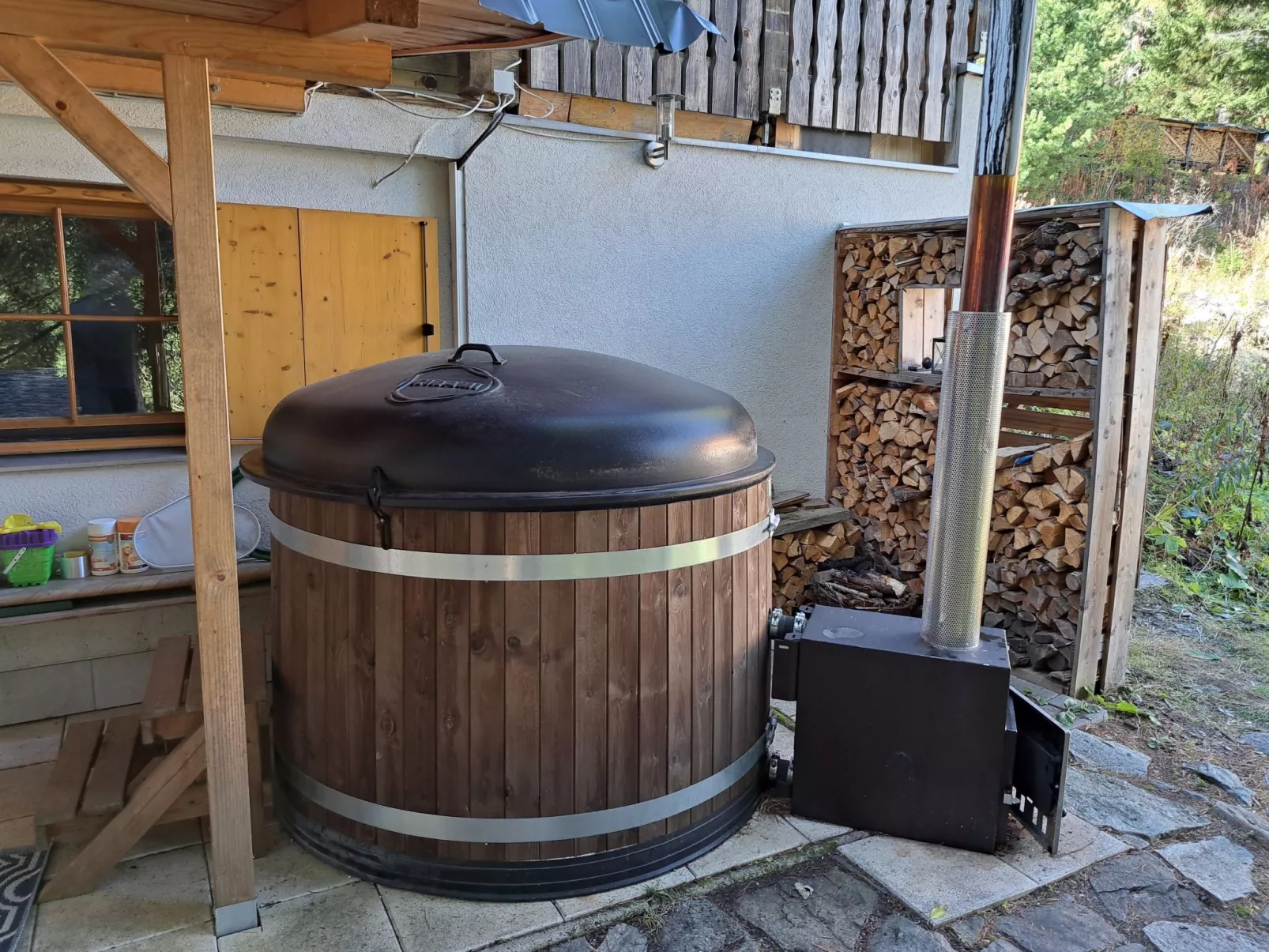 Zirbenwaldhütt´n-Drinnen